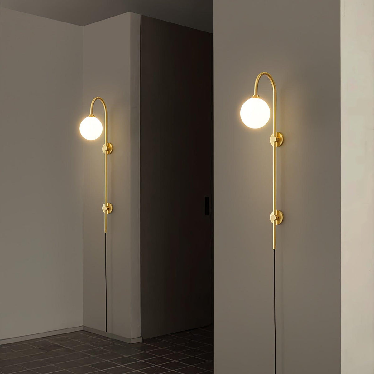 Lioriane Applique Murale Globe Élégance Premium en Laiton et Verre avec Prise