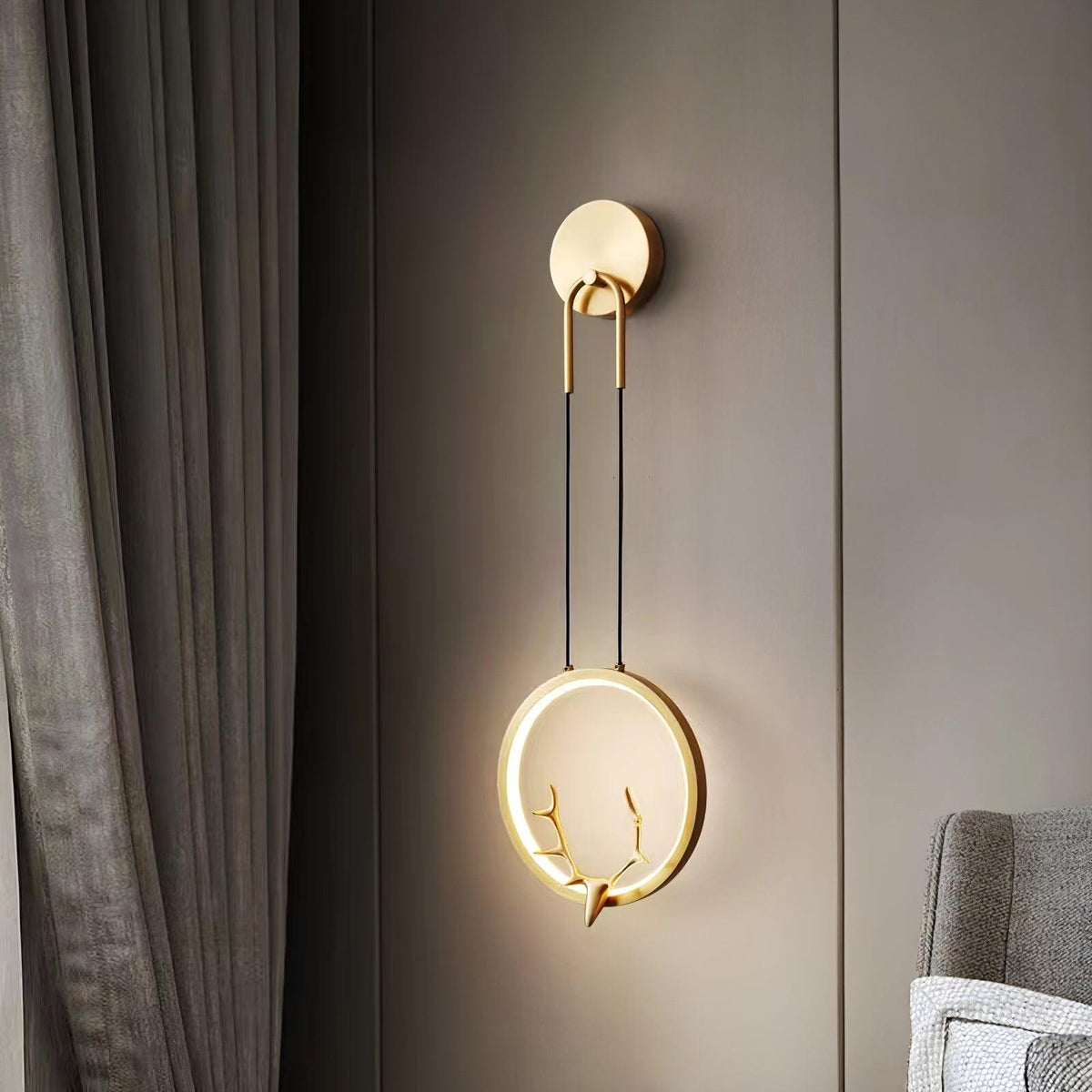 Celesta Applique murale fantaisiste en laiton