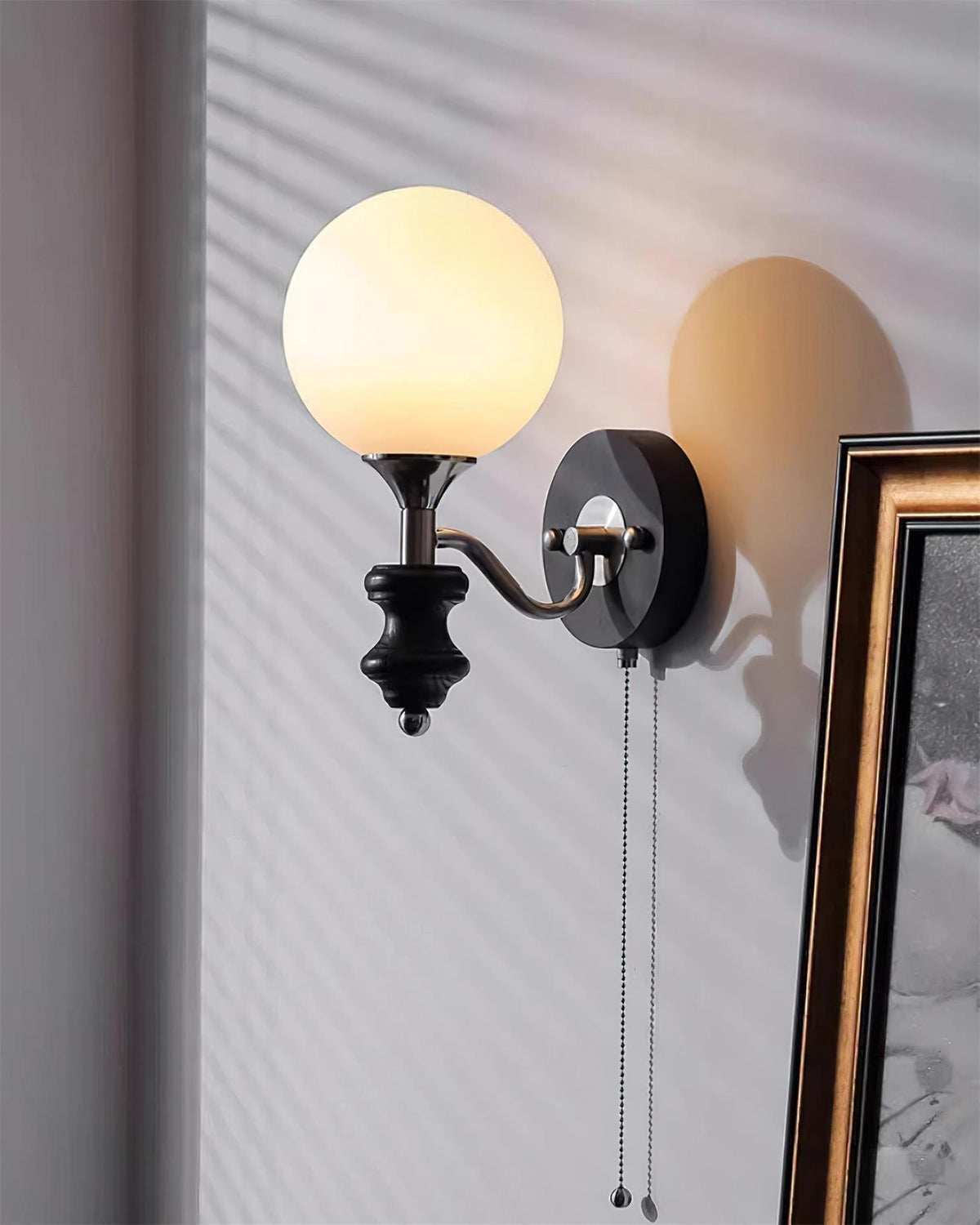 Duvin Frosted Glass Vintage Wall Lamp-Neutral Decor