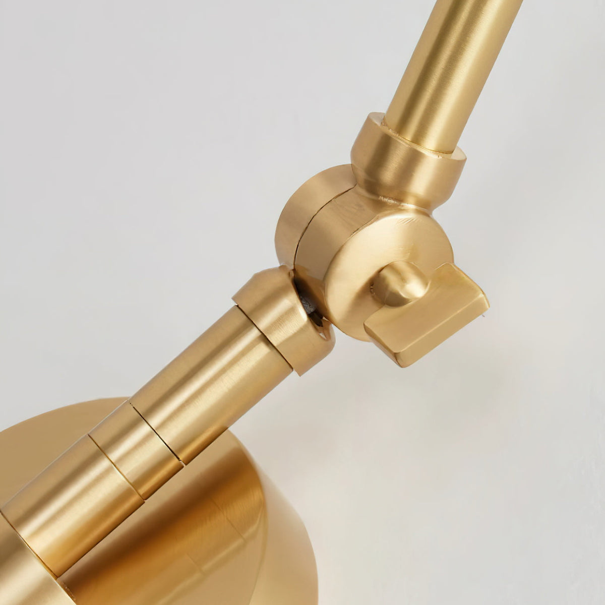 Veldin Adjustable Wall Lamp-Neutral Decor
