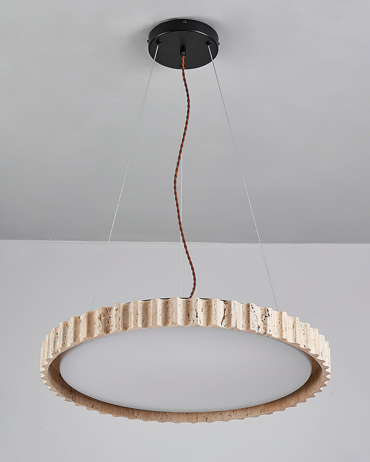 Velenna Suspension Circulaire en Travertin