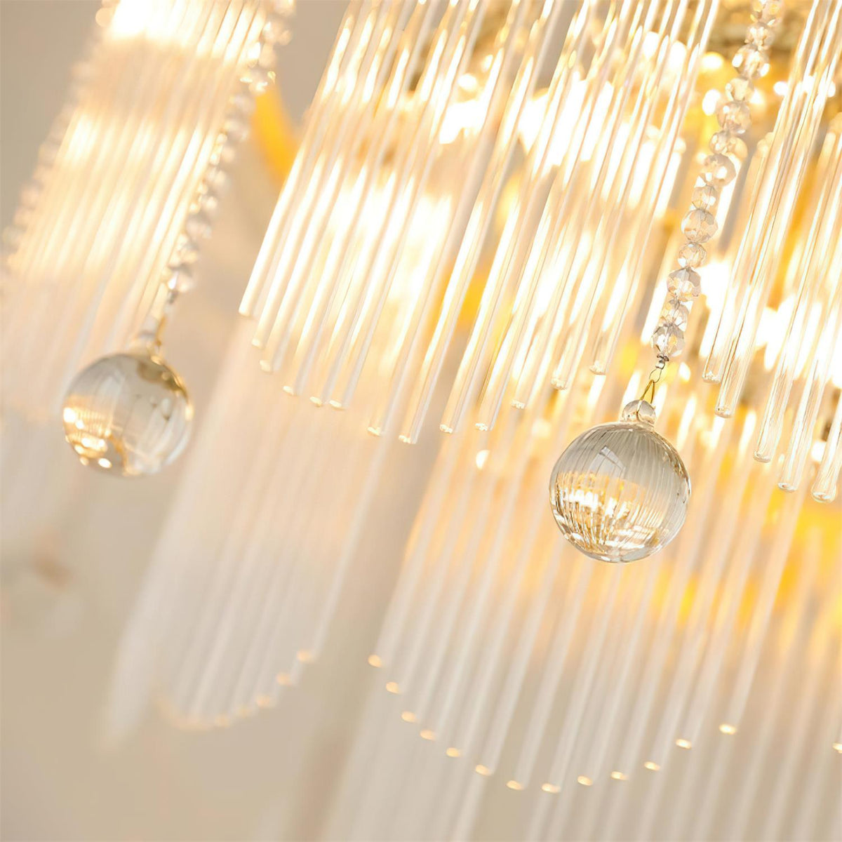 Calaine Lustre Cascade