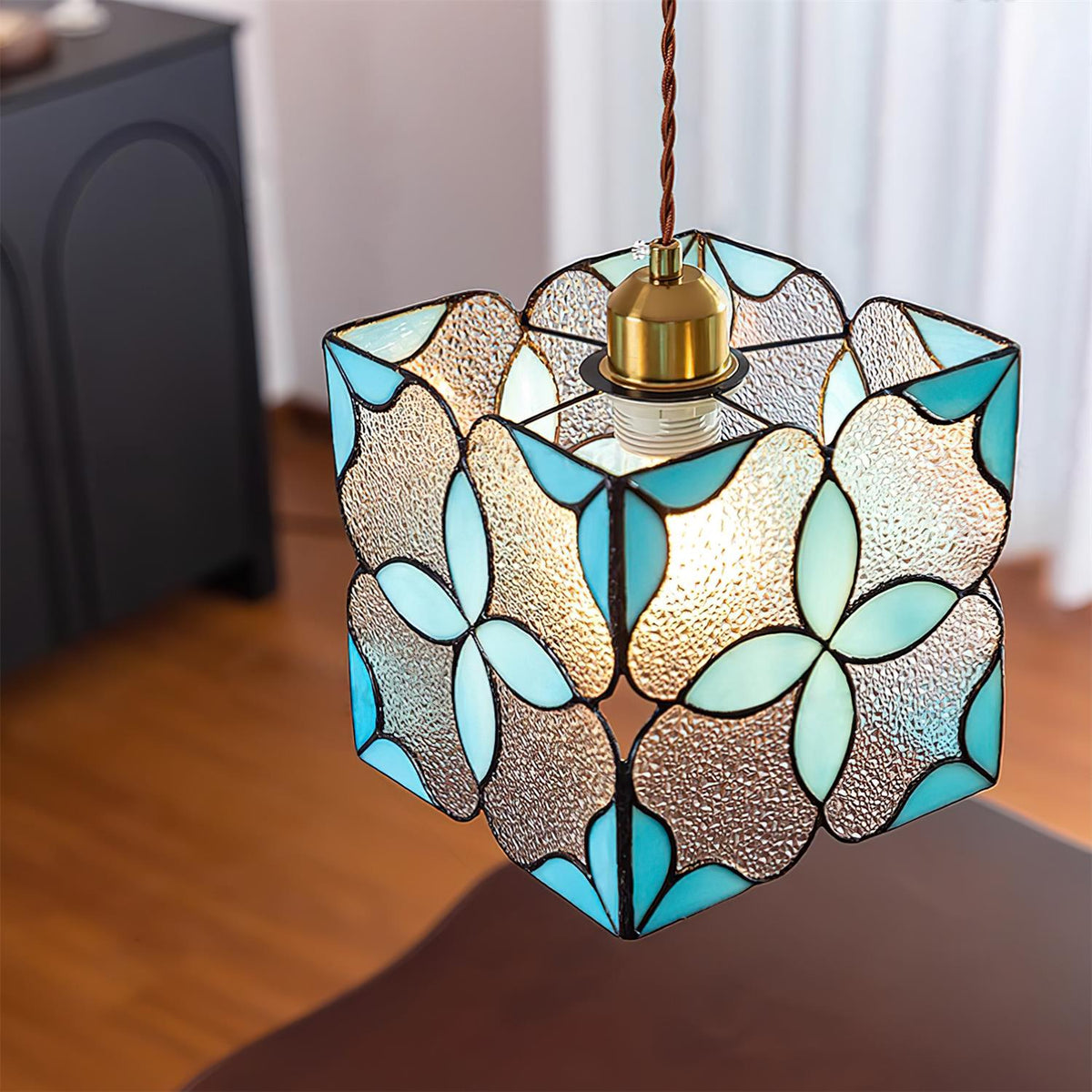 Glyna Tiffany Pendant Light-Neutral Decor