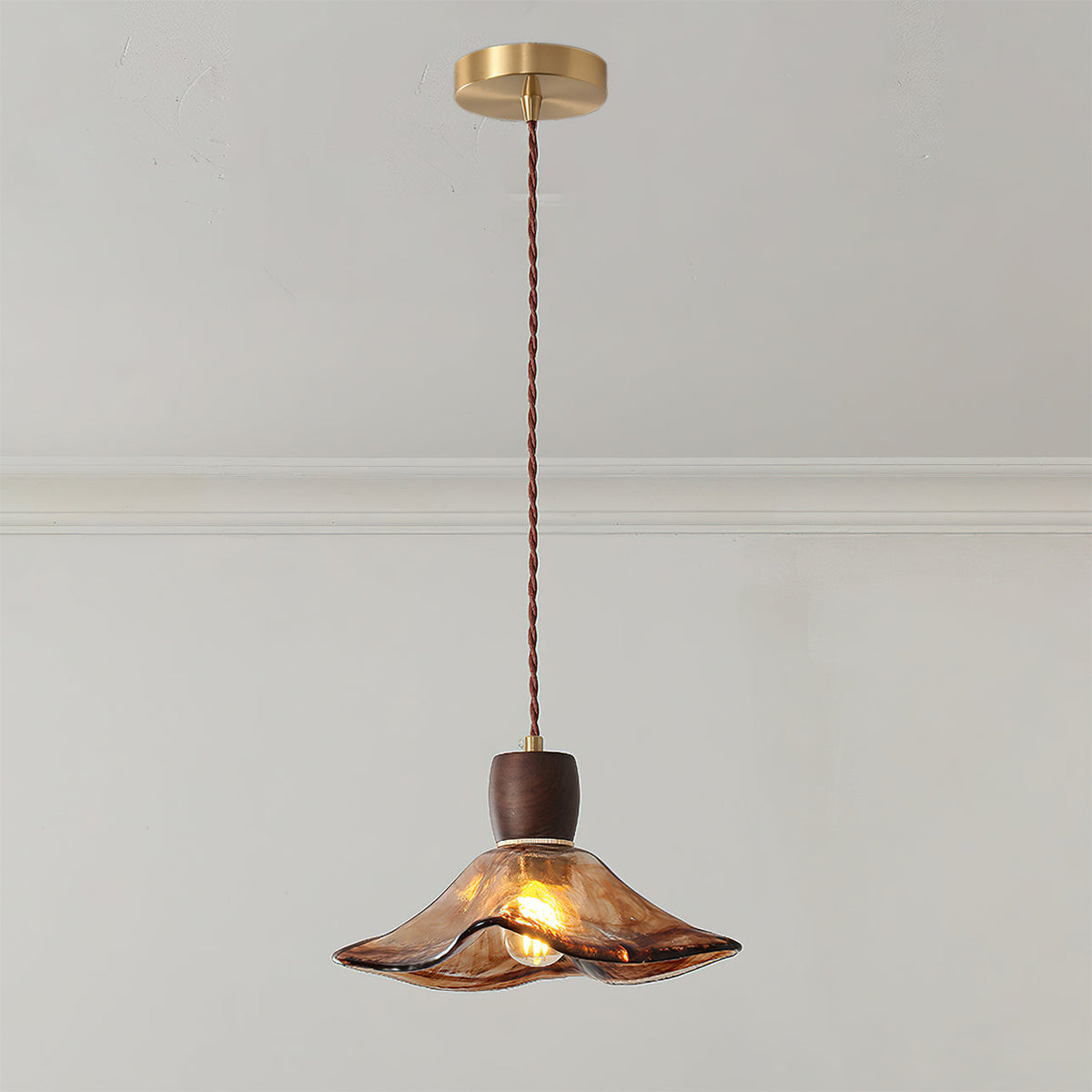 Model B of the Keju Pendant Light against a plain background.