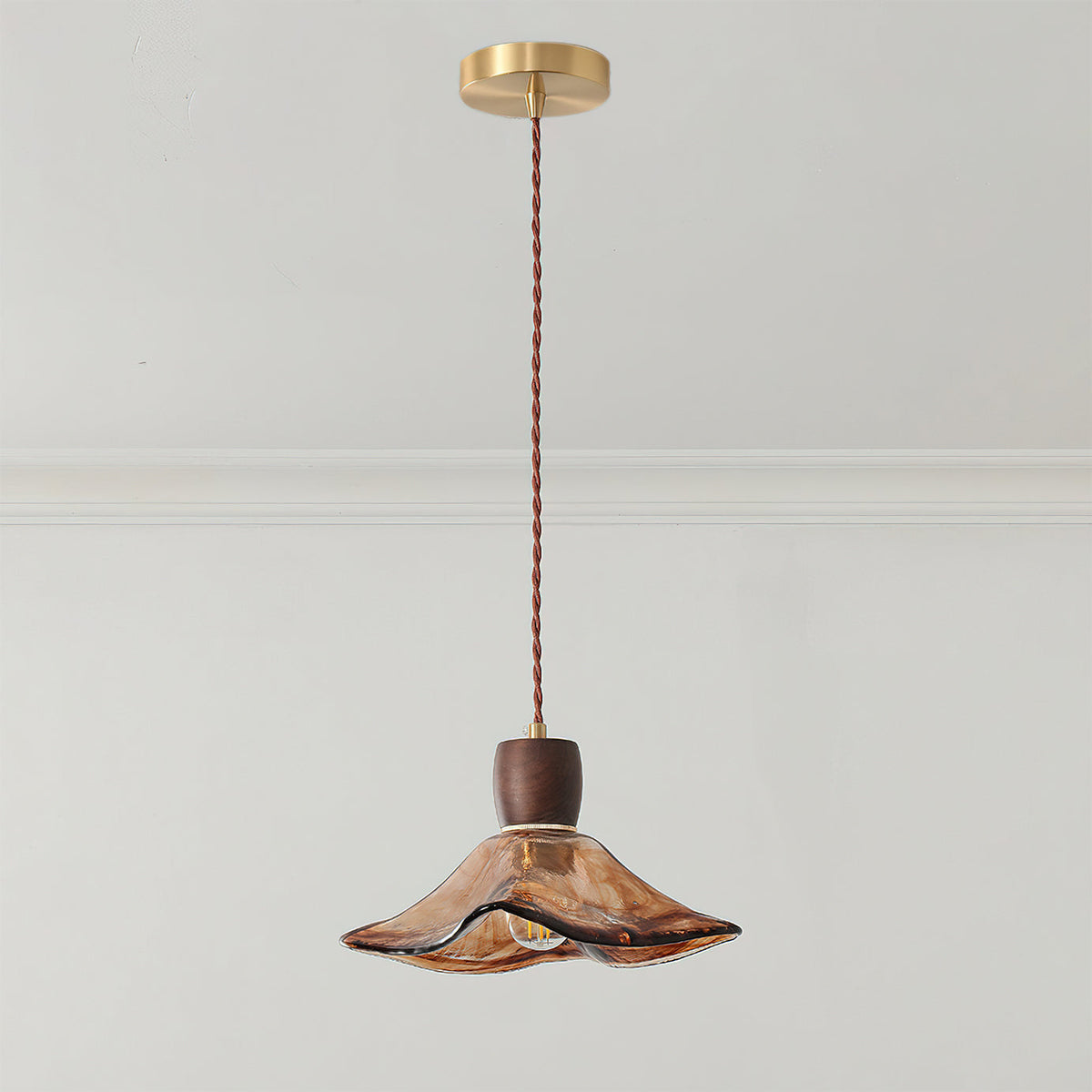 A cluster of Keju Pendant Lights in various sizes.