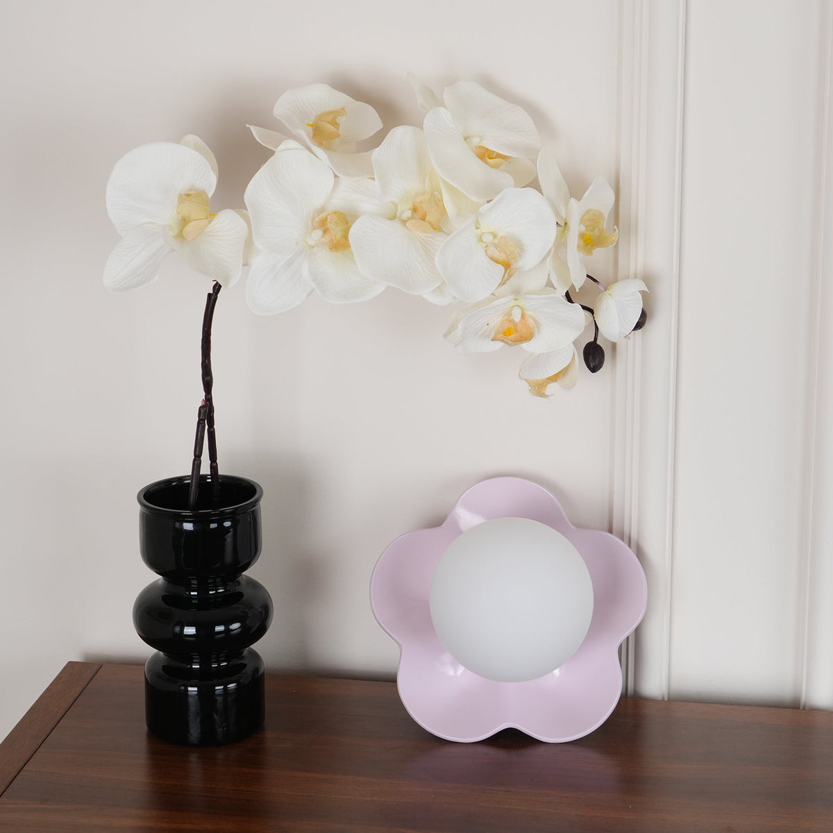 Petalia Wall Lamp-Neutral Decor