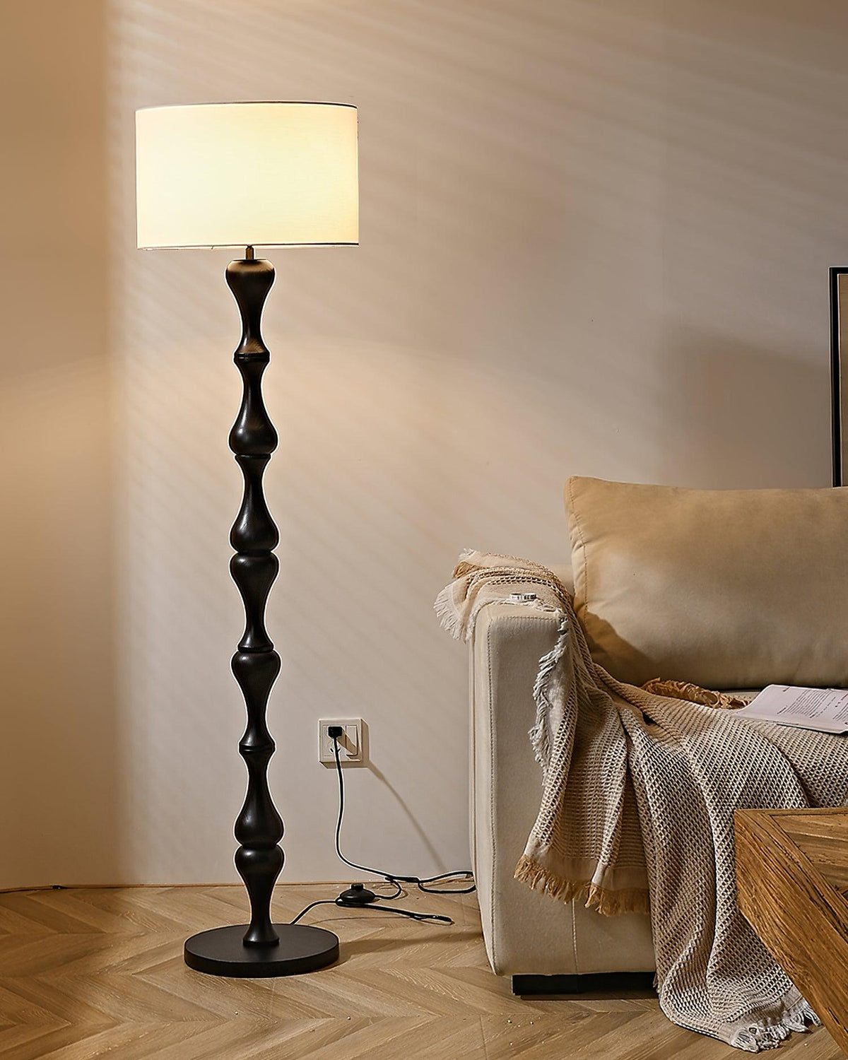 Turner Lampadaire