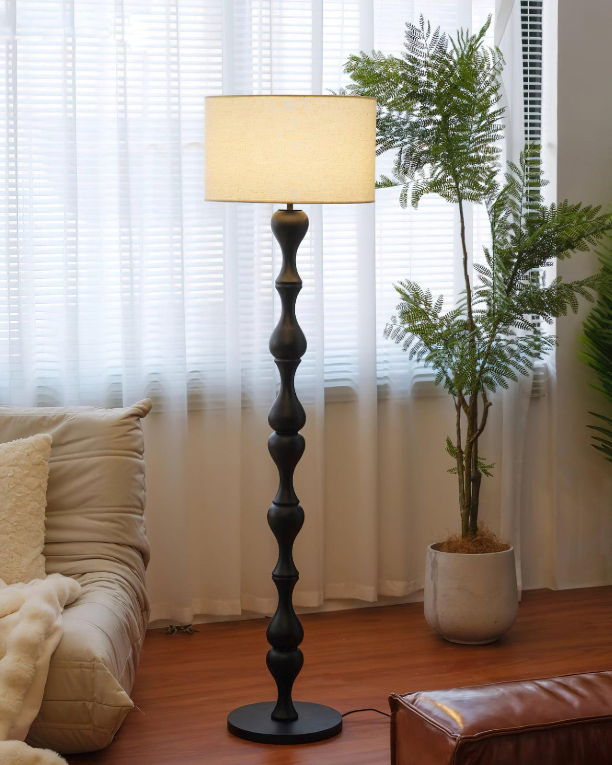 Turner Lampadaire