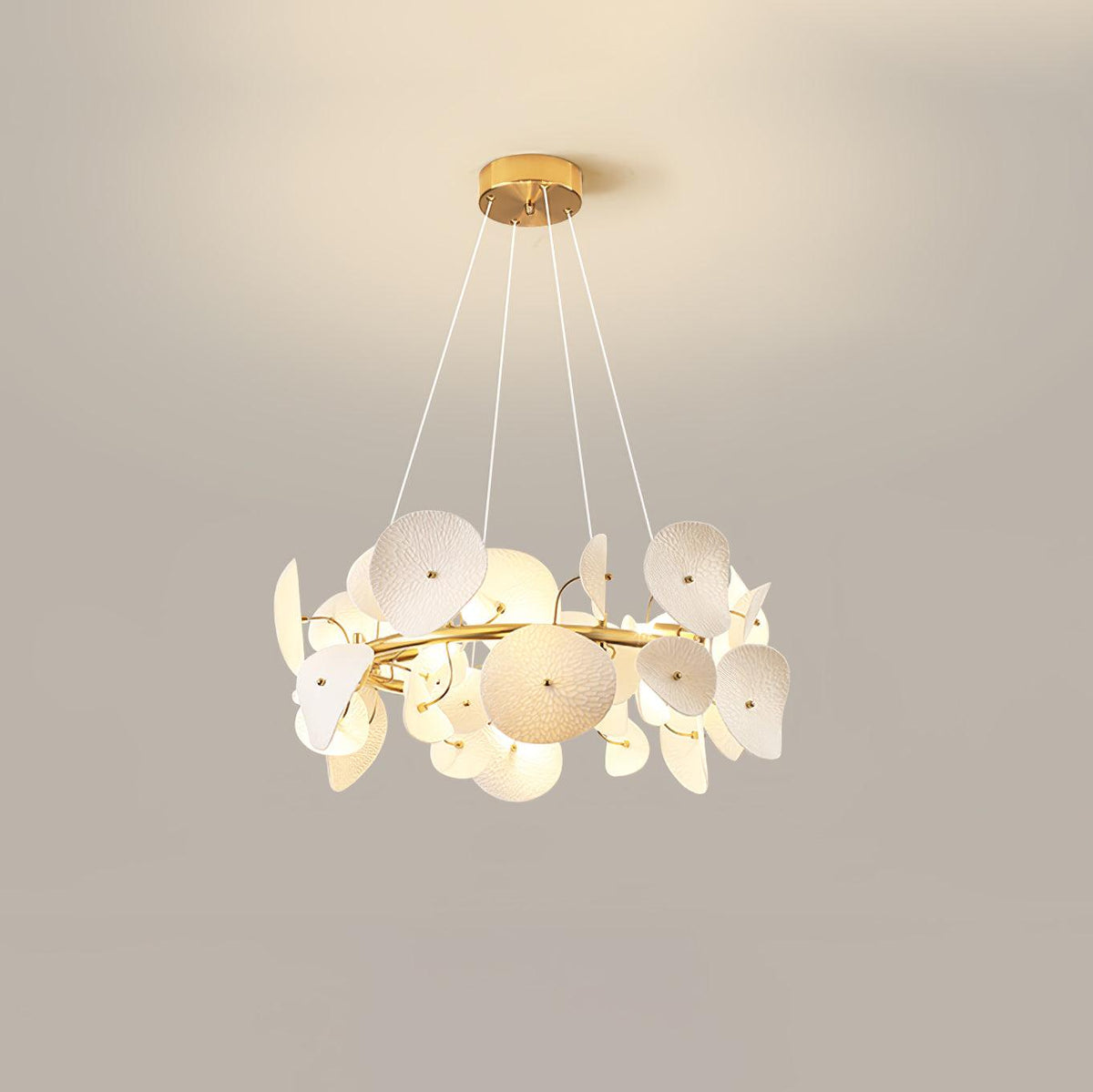 Pavaira Lustre en céramique à pétales d'élégance moderne