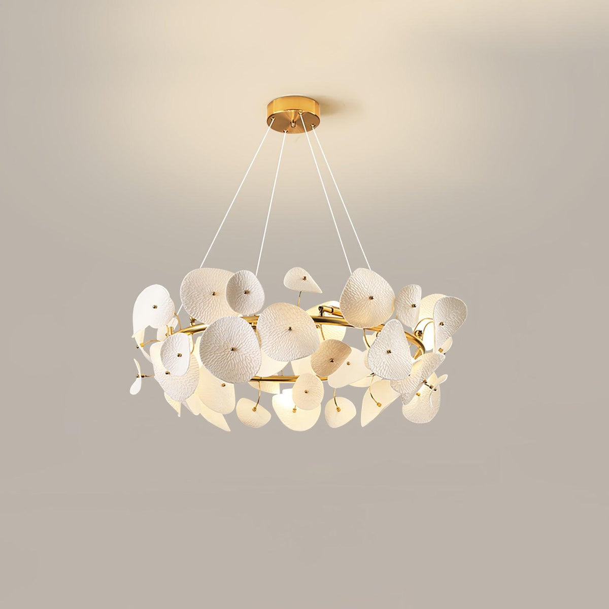 Pavaira Lustre en céramique à pétales d'élégance moderne