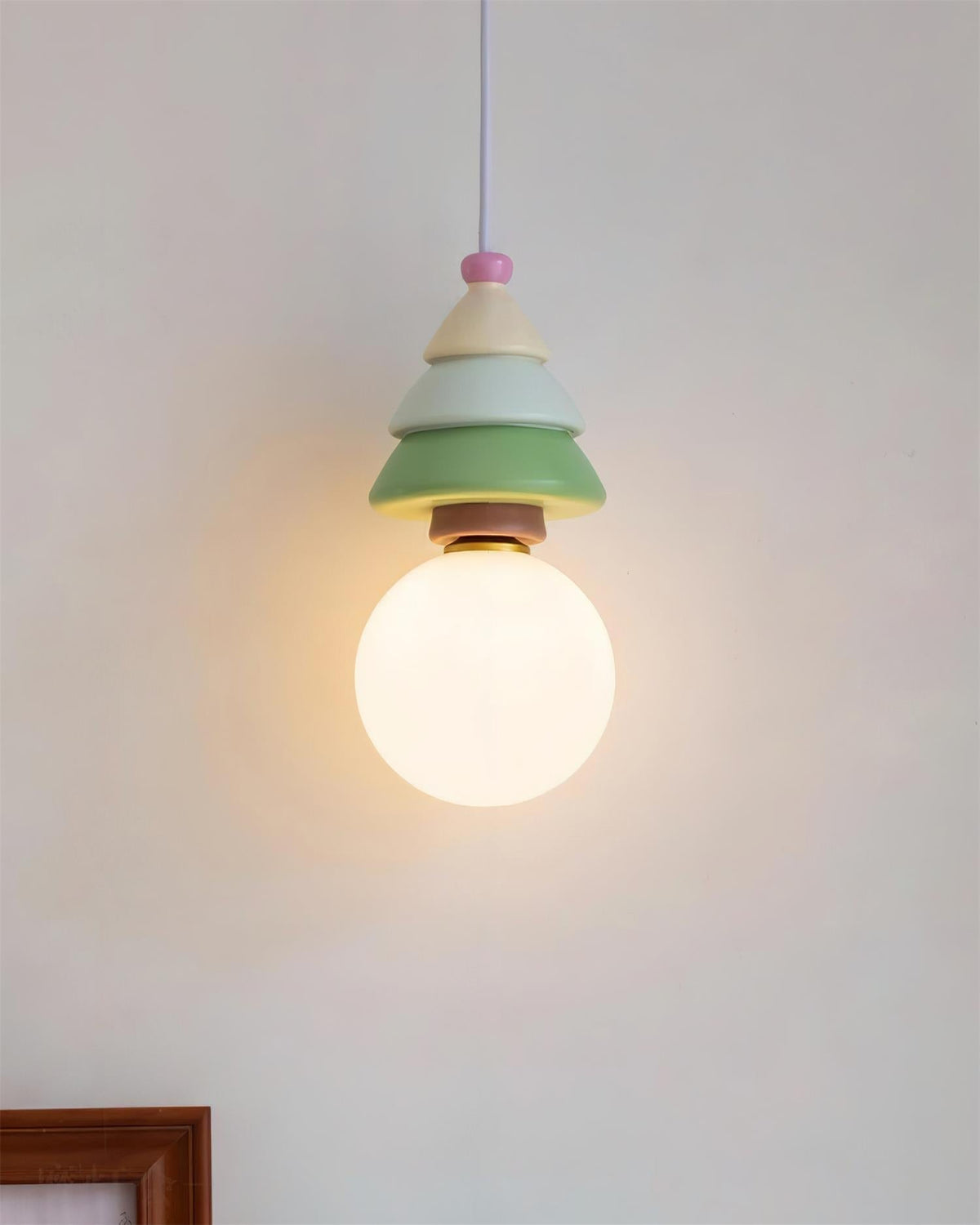 Riverise Suspension Globe