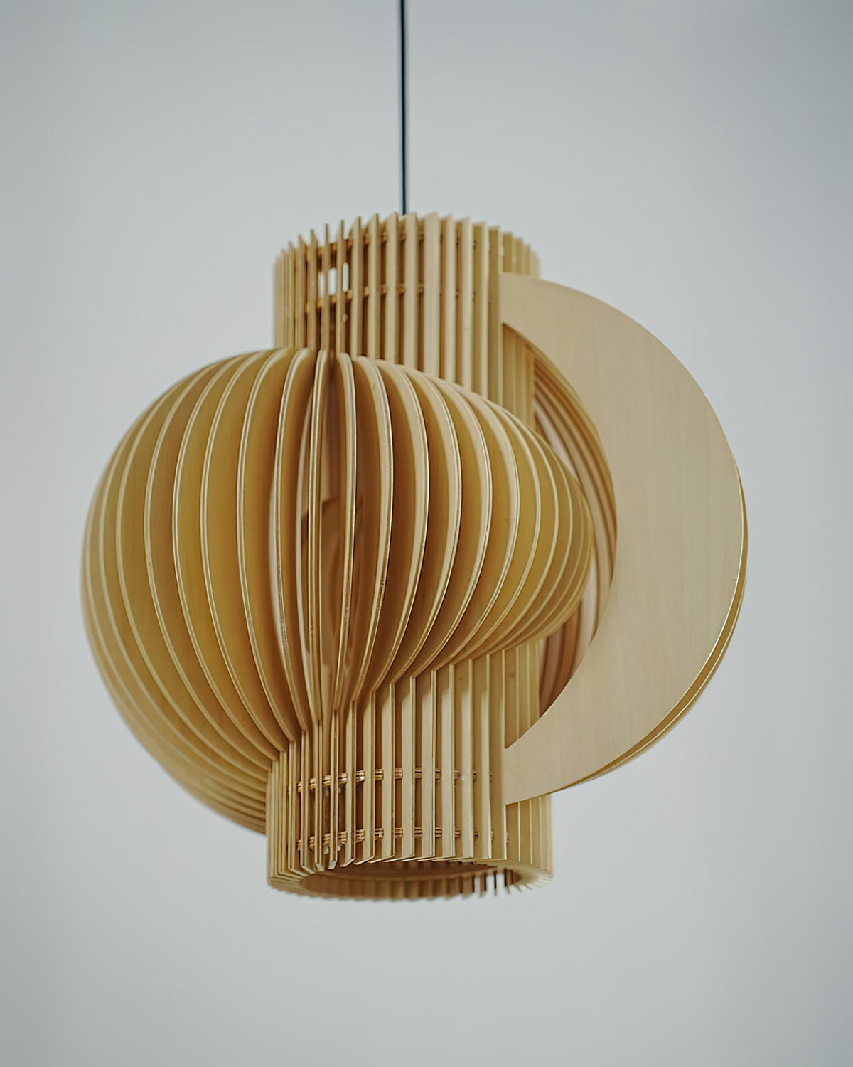 Rinaena Suspension en Bois