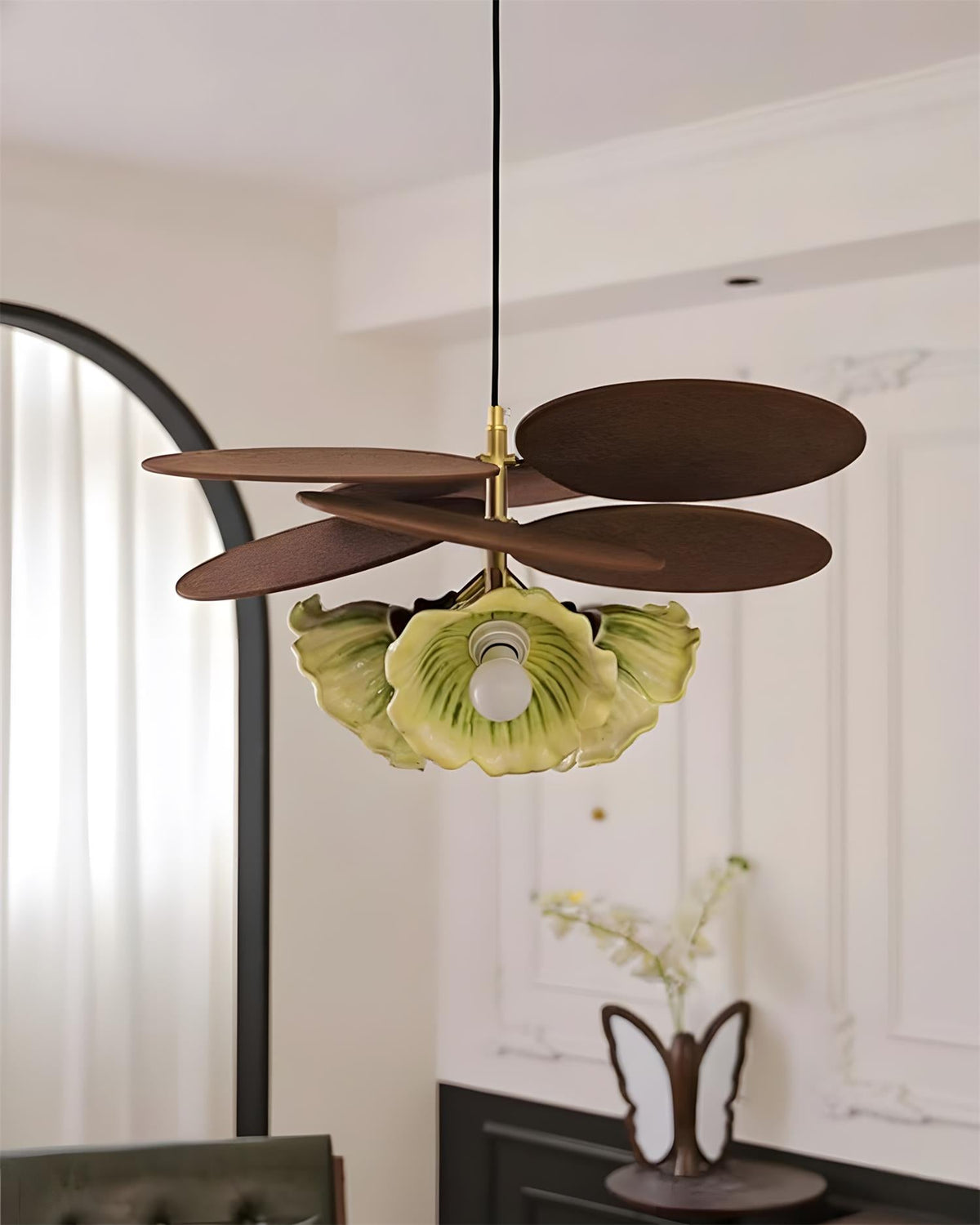 Mirivelia Suspension