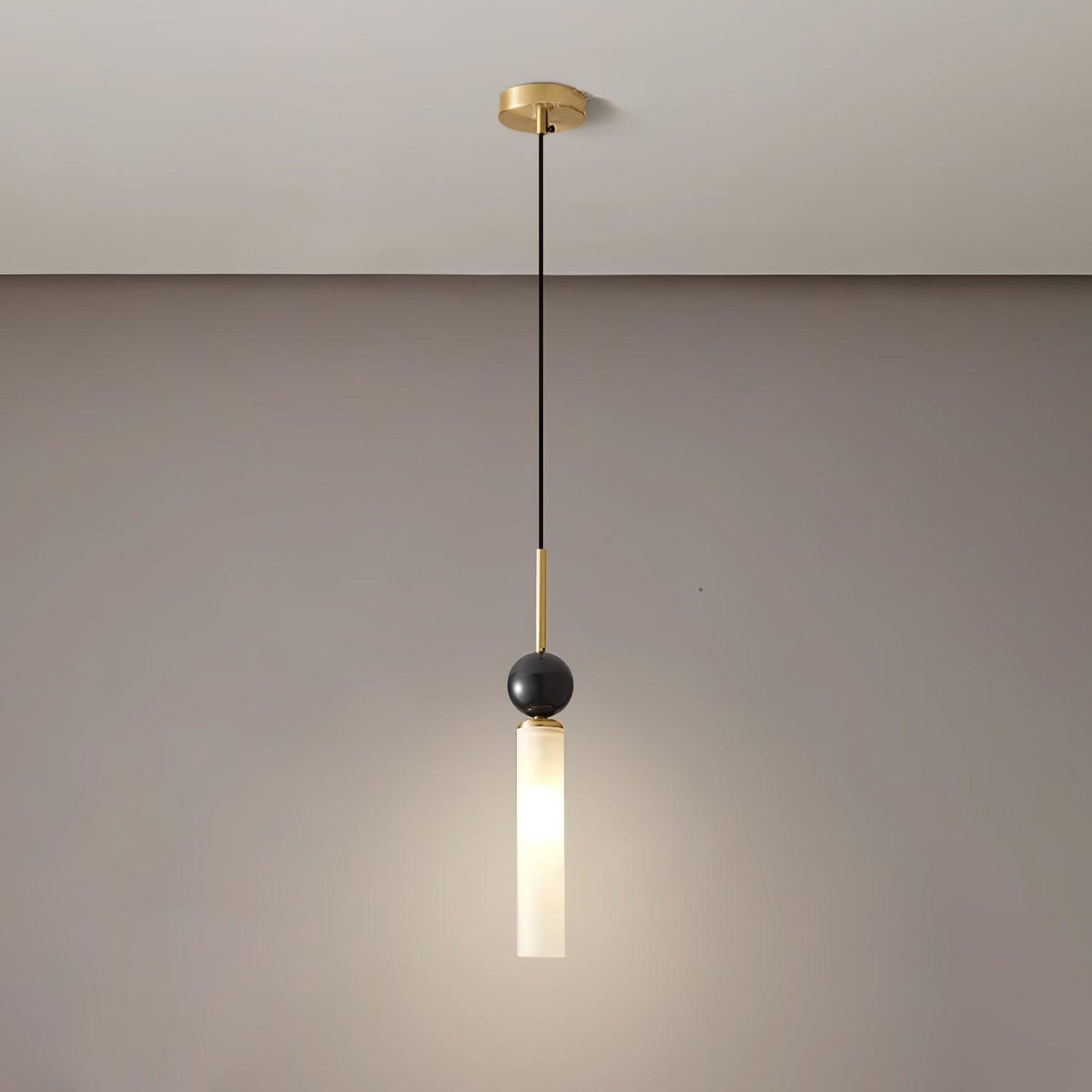 Thea Suspension minimaliste en marbre