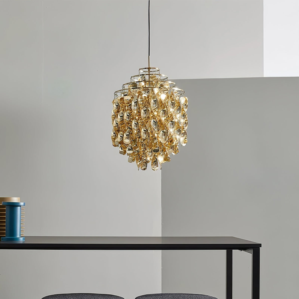 Perine Luxe Acrylique Lustre