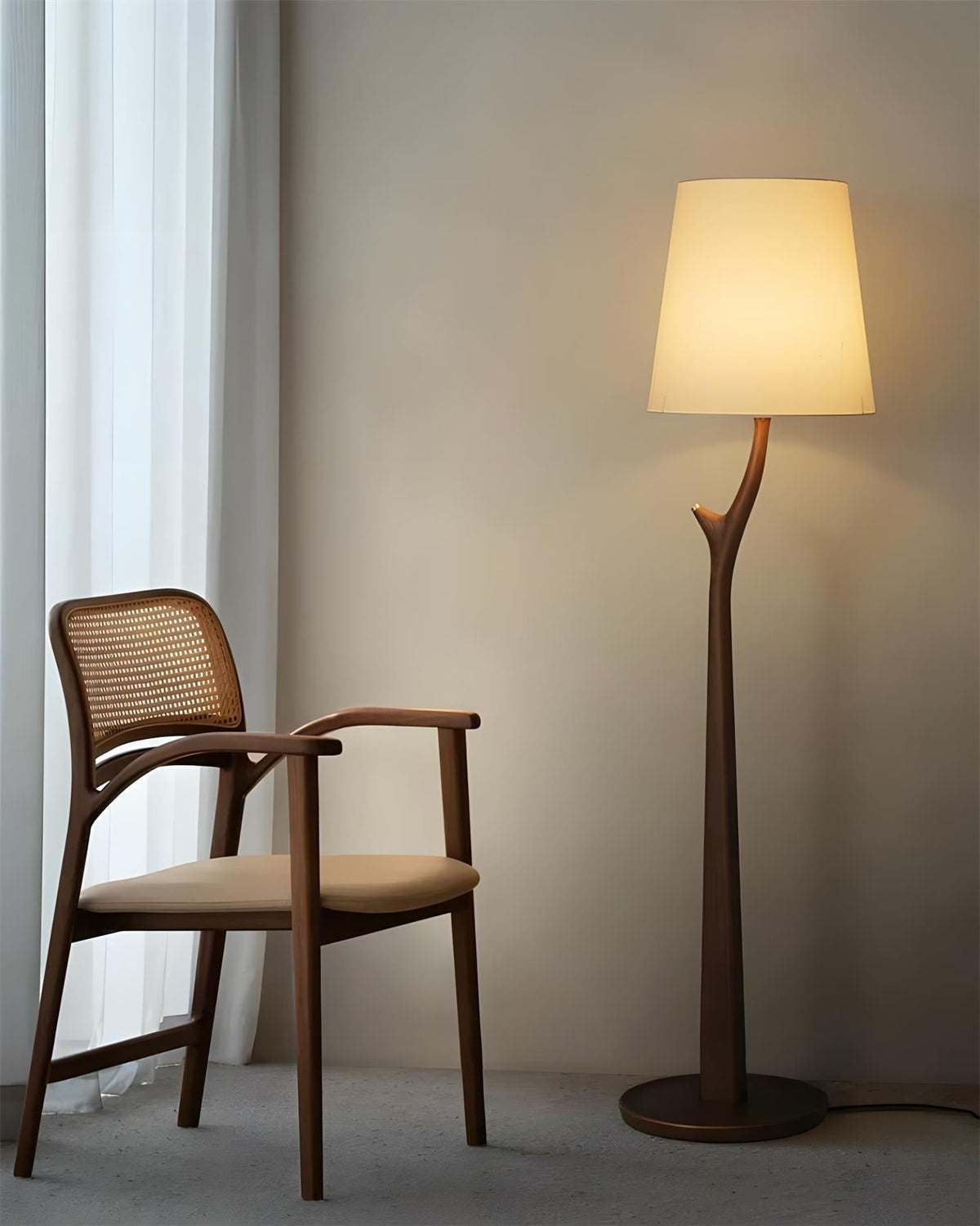 Norinia Lampadaire