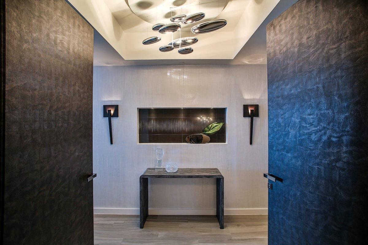 Emileira Lustre Sculptural en Aluminium