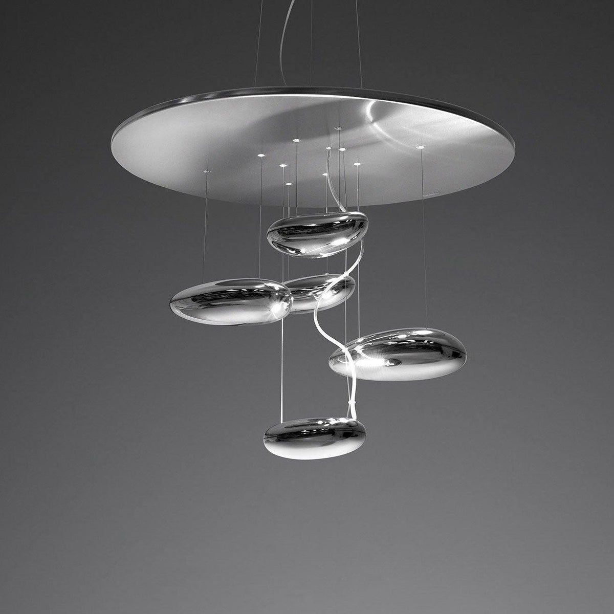Emileira Lustre Sculptural en Aluminium