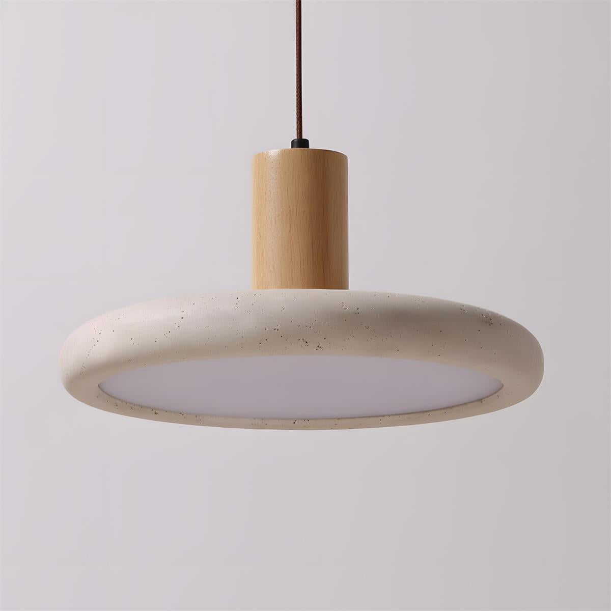 Velaelia Suspension
