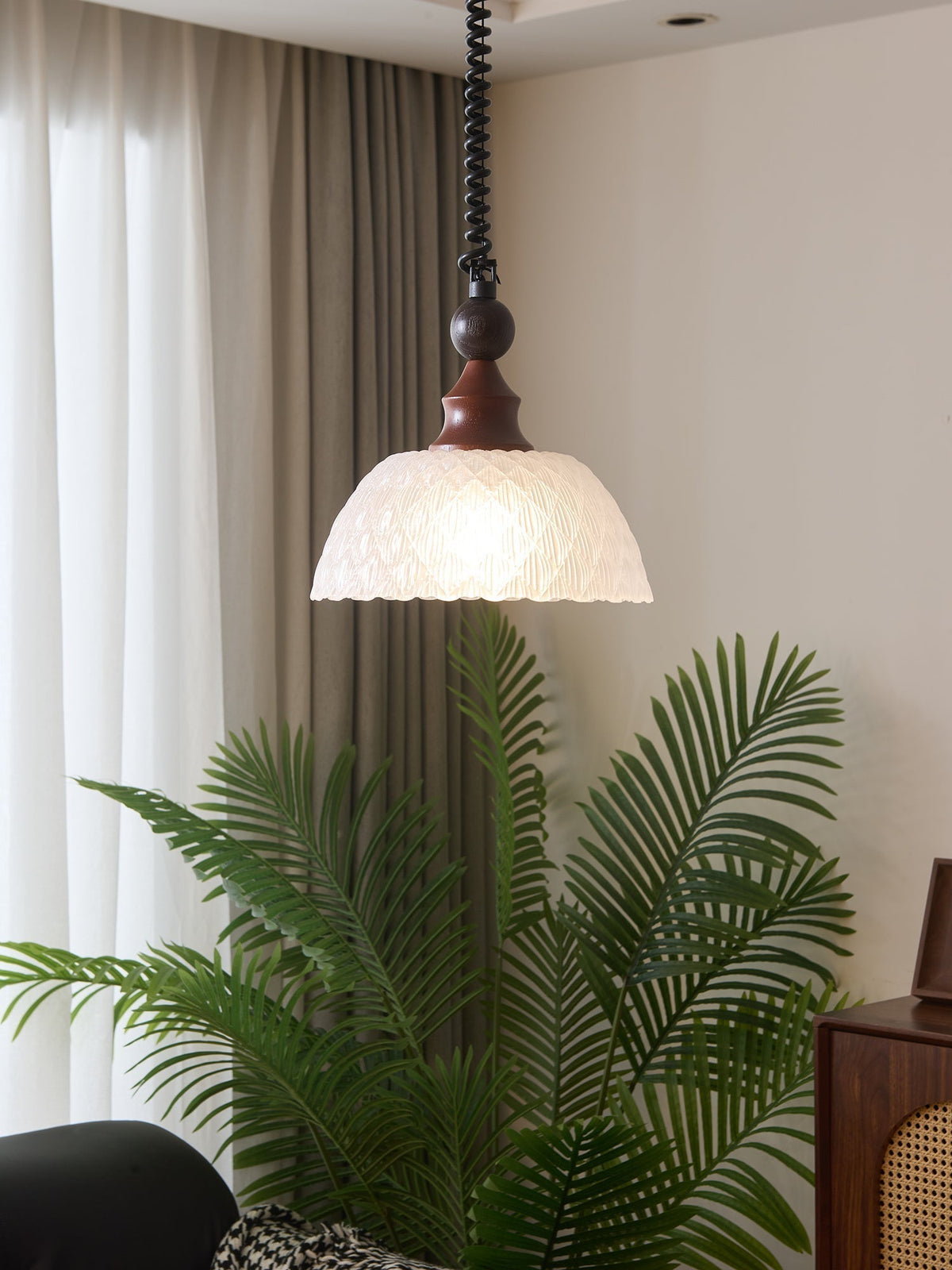 Levia Suspension en Bois Art Vintage Élégant