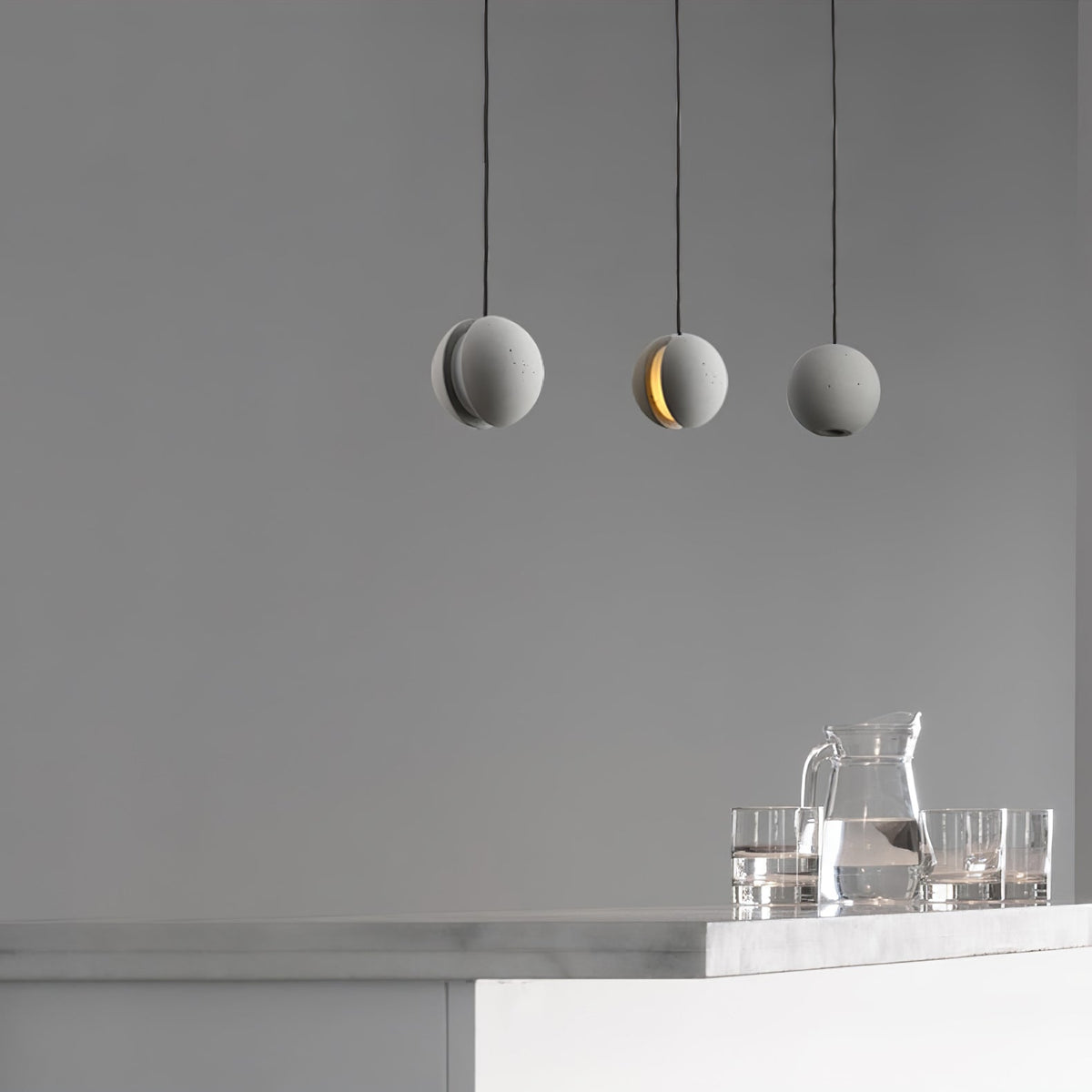 Finnetta Suspension Sphère en Béton Lune Minimaliste
