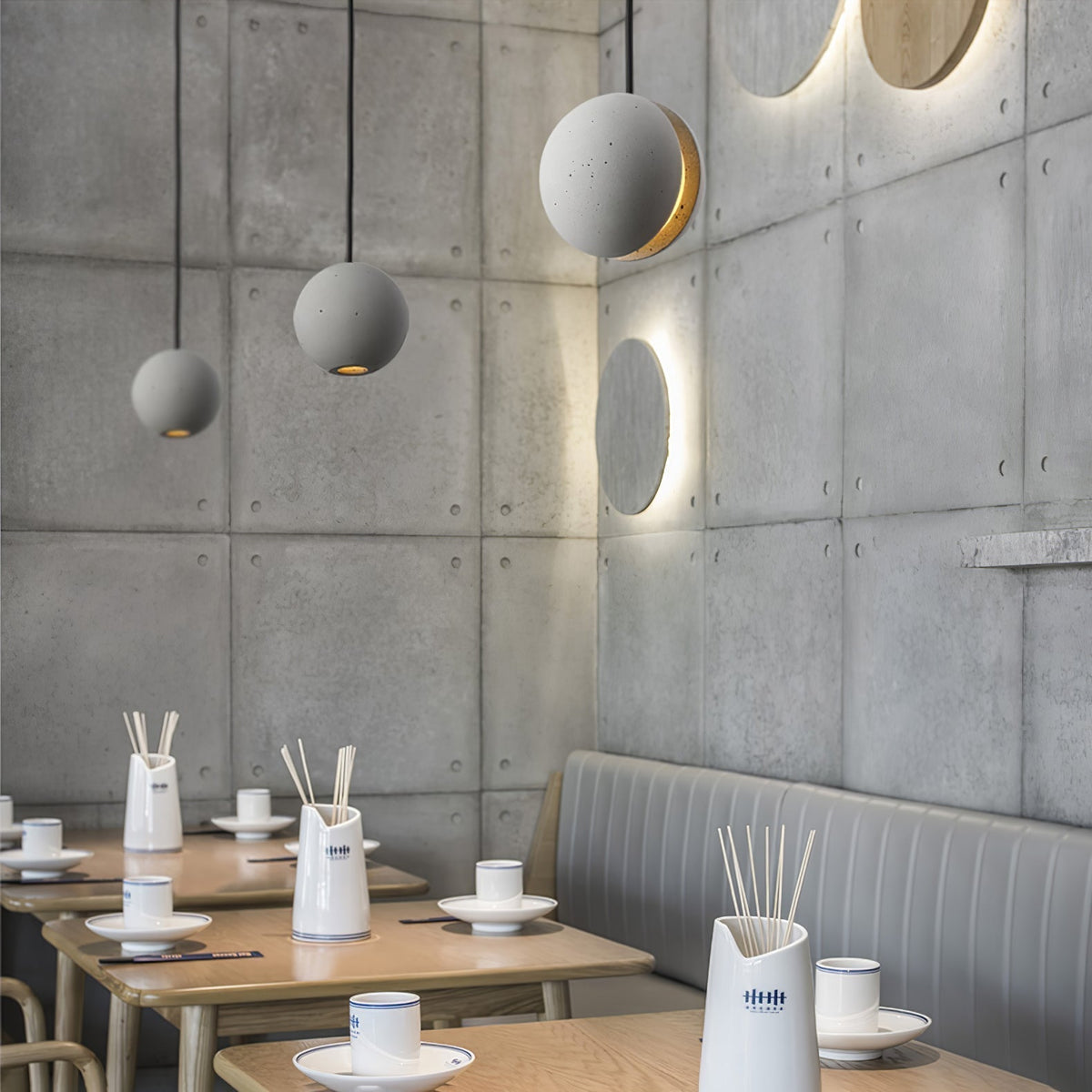 Finnetta Suspension Sphère en Béton Lune Minimaliste