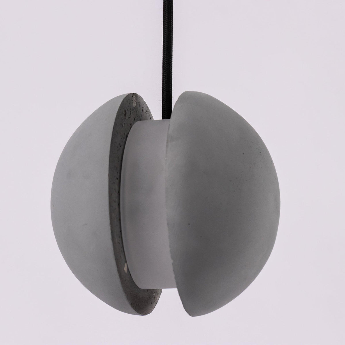 Finnetta Suspension Sphère en Béton Lune Minimaliste