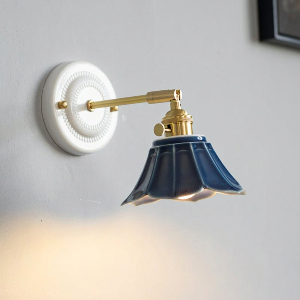 Navy Applique Murale
