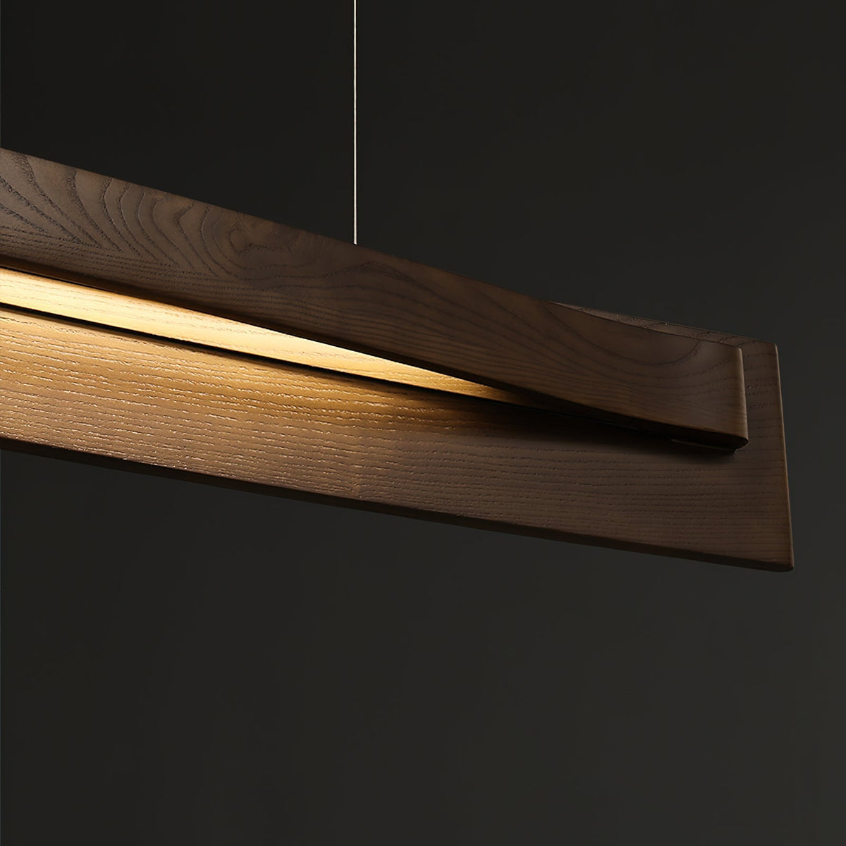 Elaelena Suspension