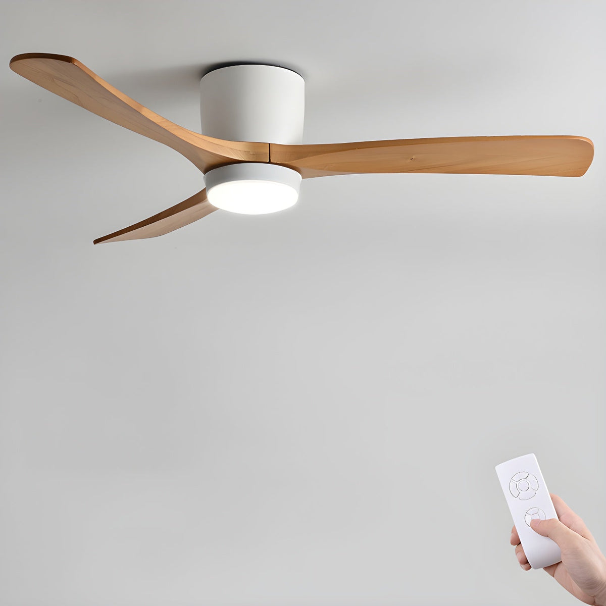 Ventilateur de plafond nordique en bois Ezra avec lumière