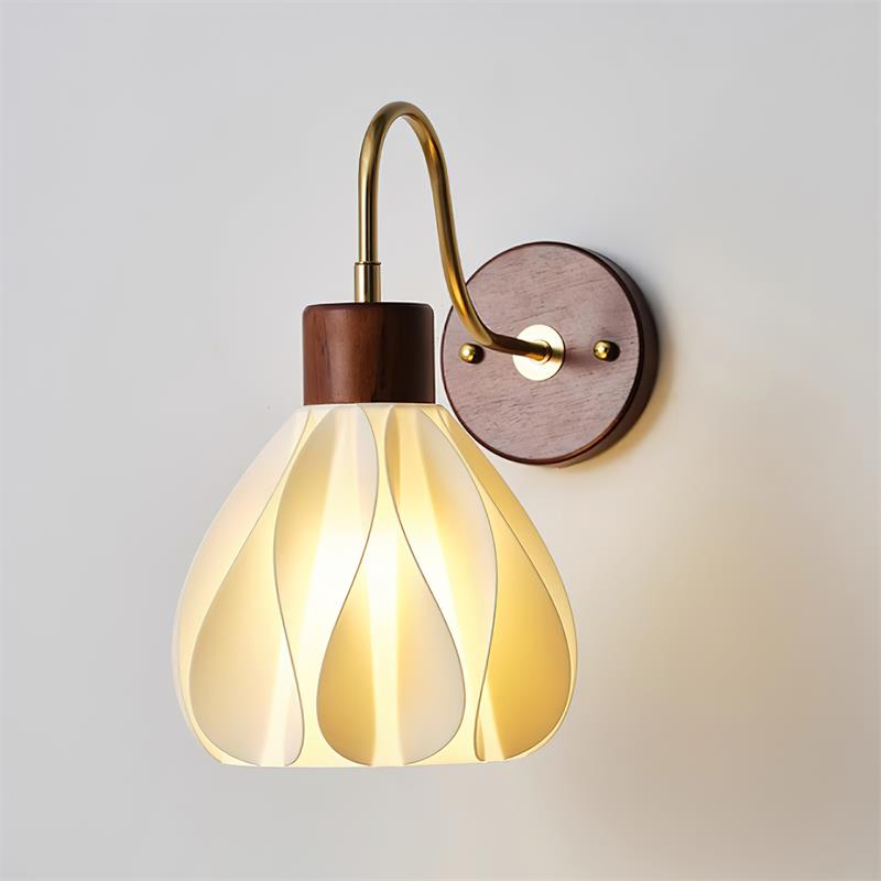 Pivona Glass Wall Lamp-Neutral Decor