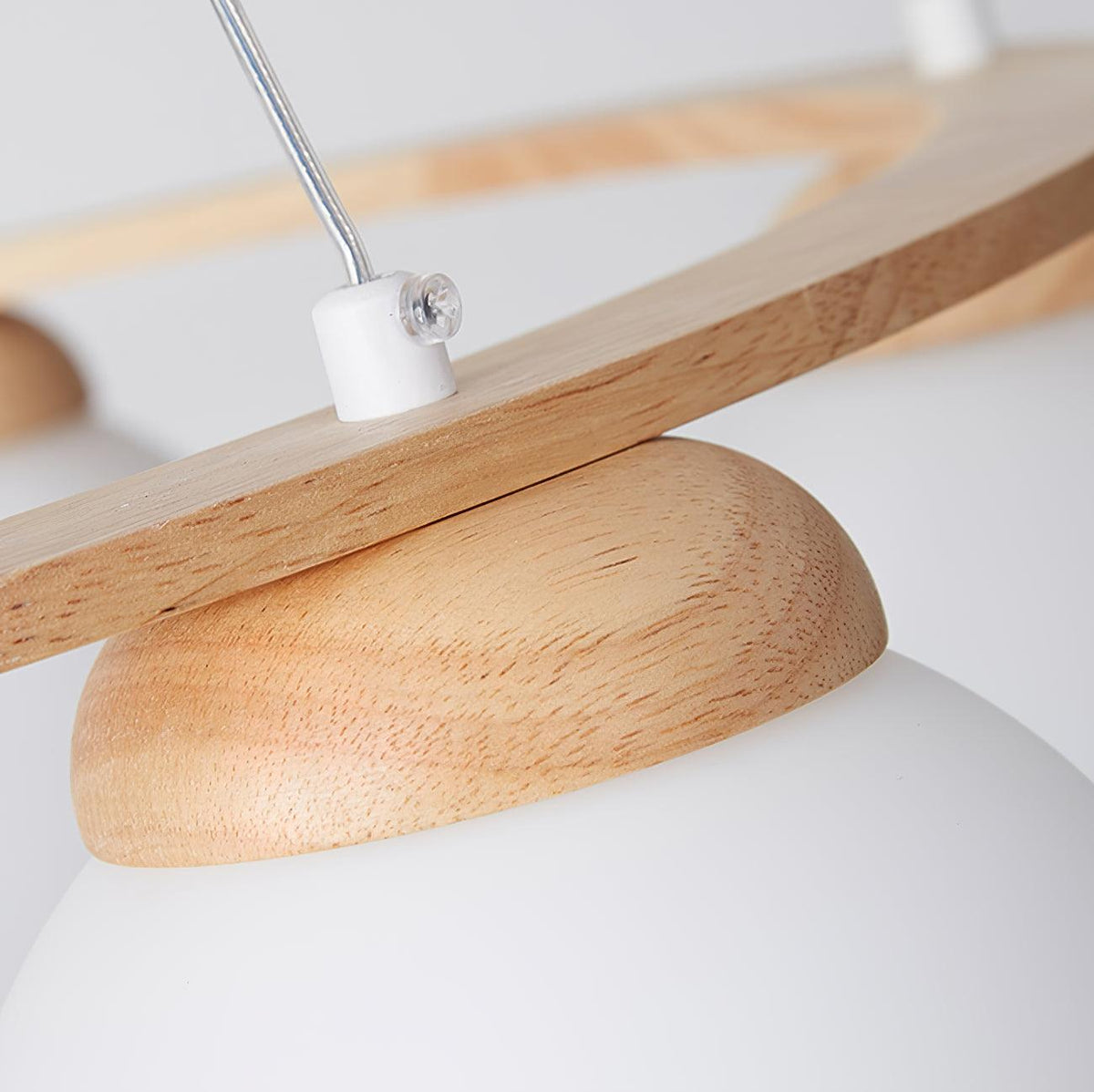 Vivelia Lustre en Bois avec Anneau et Globes