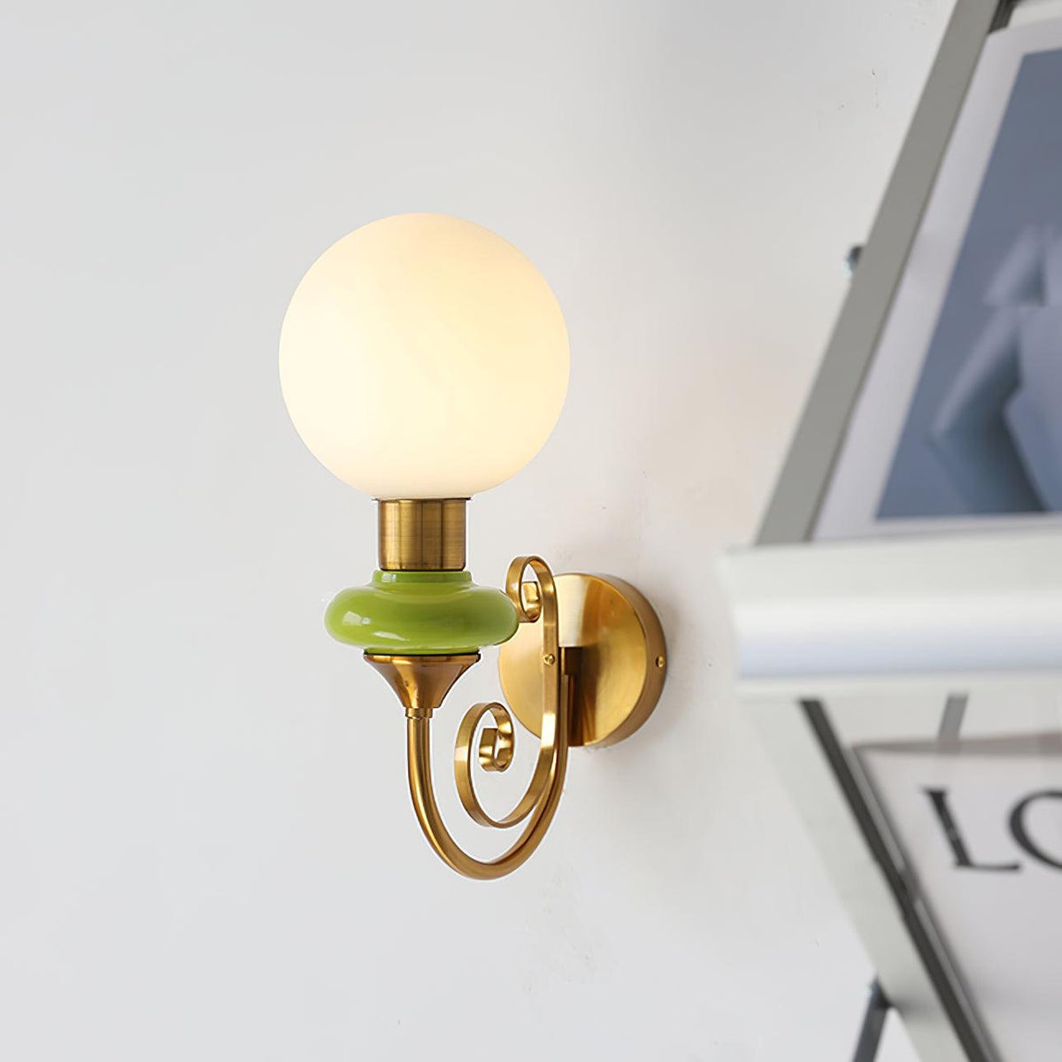 Velin Brass Wall Lamp-Neutral Decor