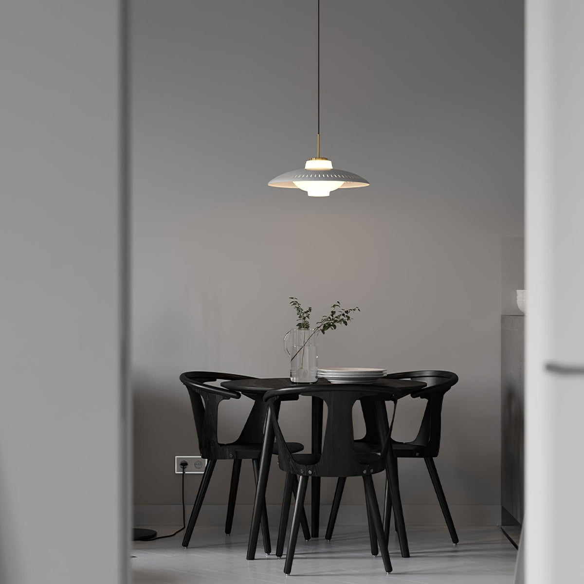 Vira Suspension en Verre Opale Abat-jour Large