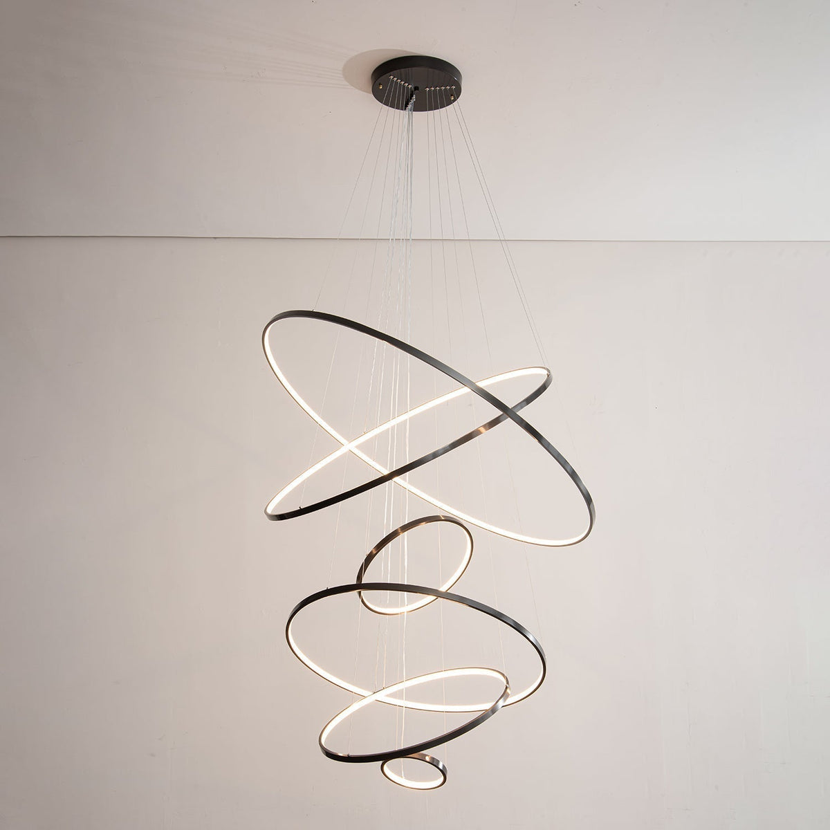 Mirene Lustre Anneaux Modernes Minimalistes en Laiton
