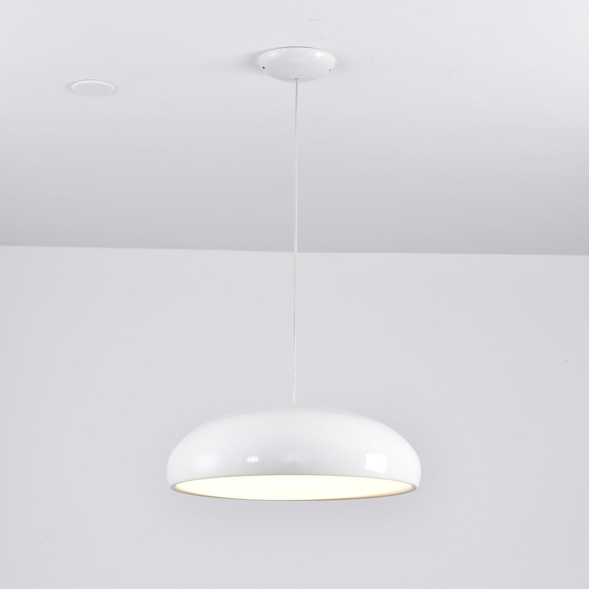 Calynda Suspension Minimaliste