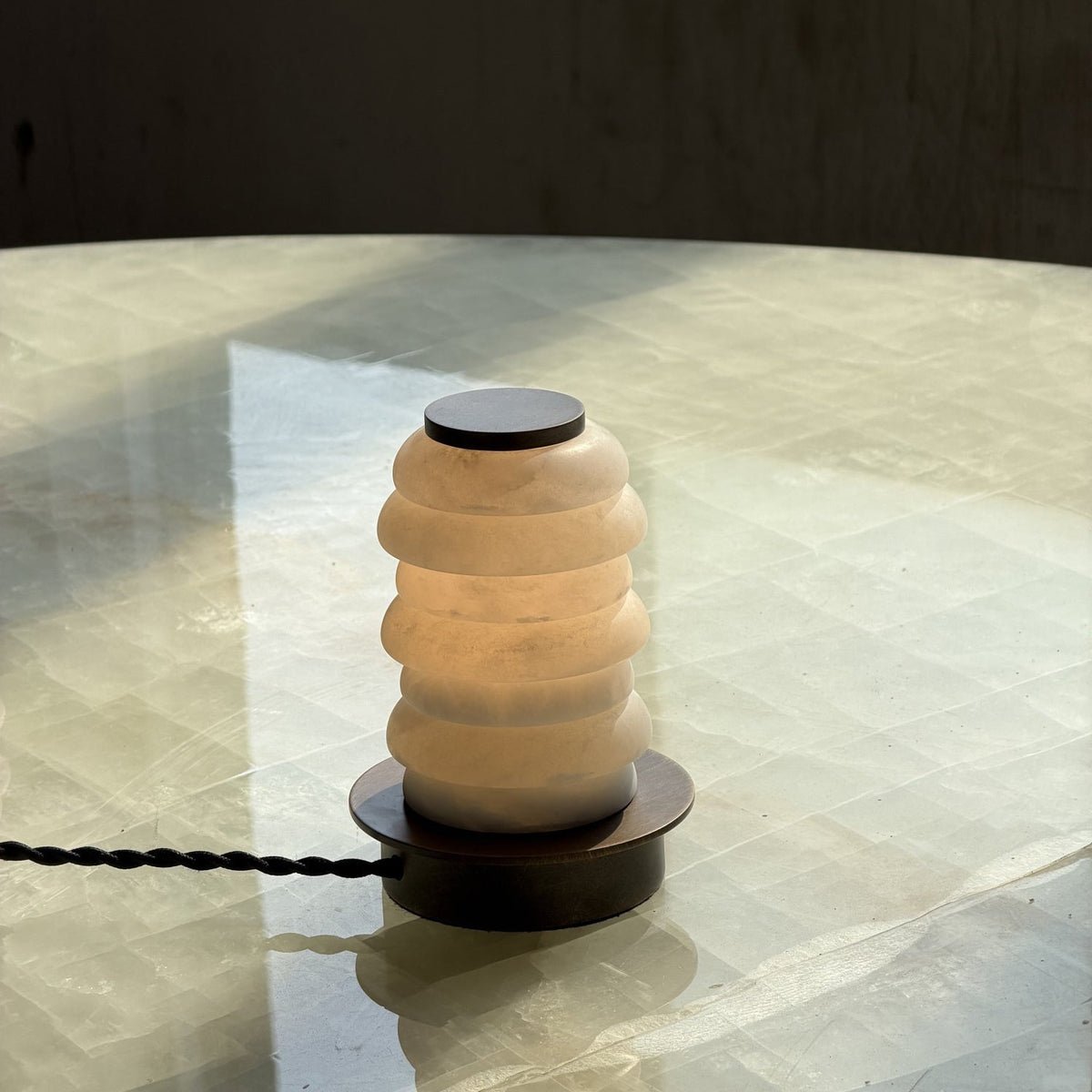 Albuira Lampe de Table en Albâtre