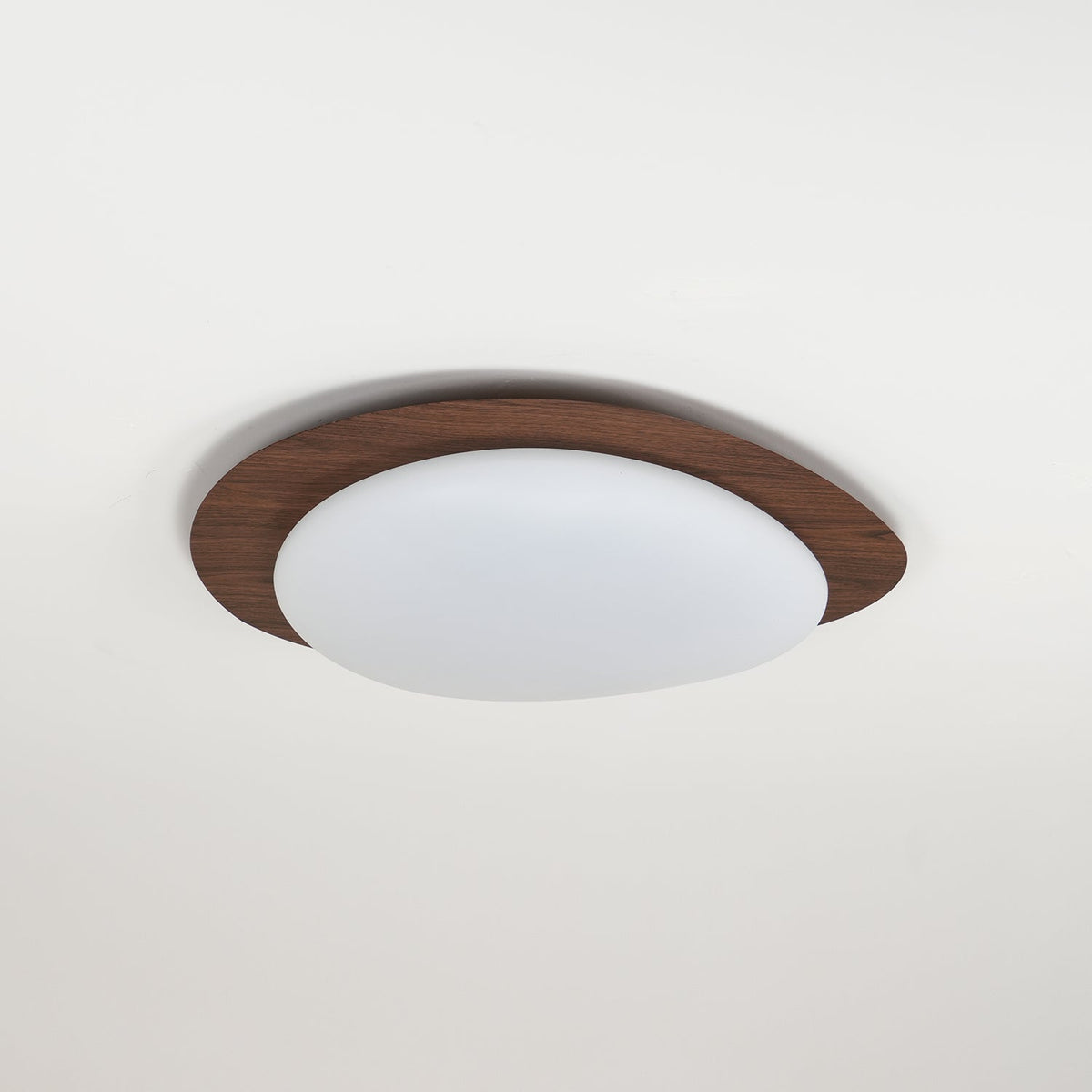 Zevelle Plafonnier Galet en Noyer Acrylique LED