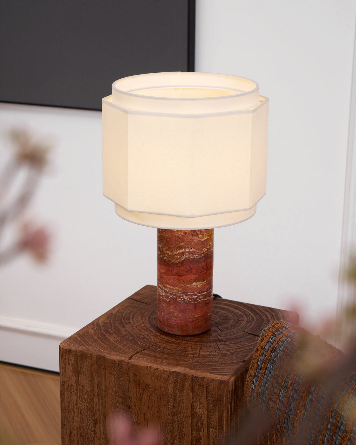 Eclipse Lampe de Table en Tissu Et Marbre Géométrique