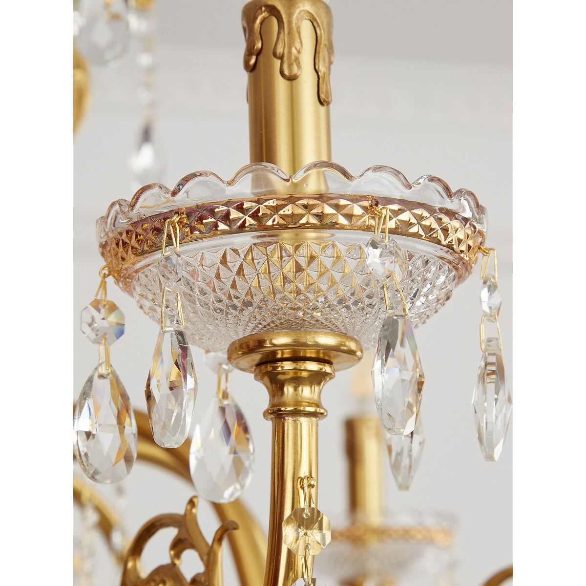 Tarrowick Astoria Lustre