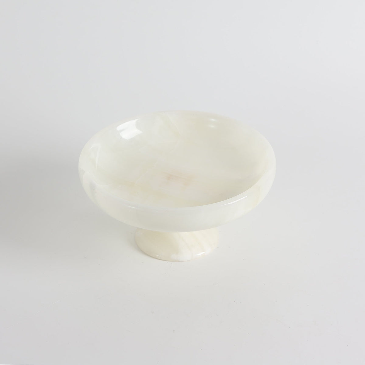 Henswick Coupe Sur Piédouche En Onyx Blanc
