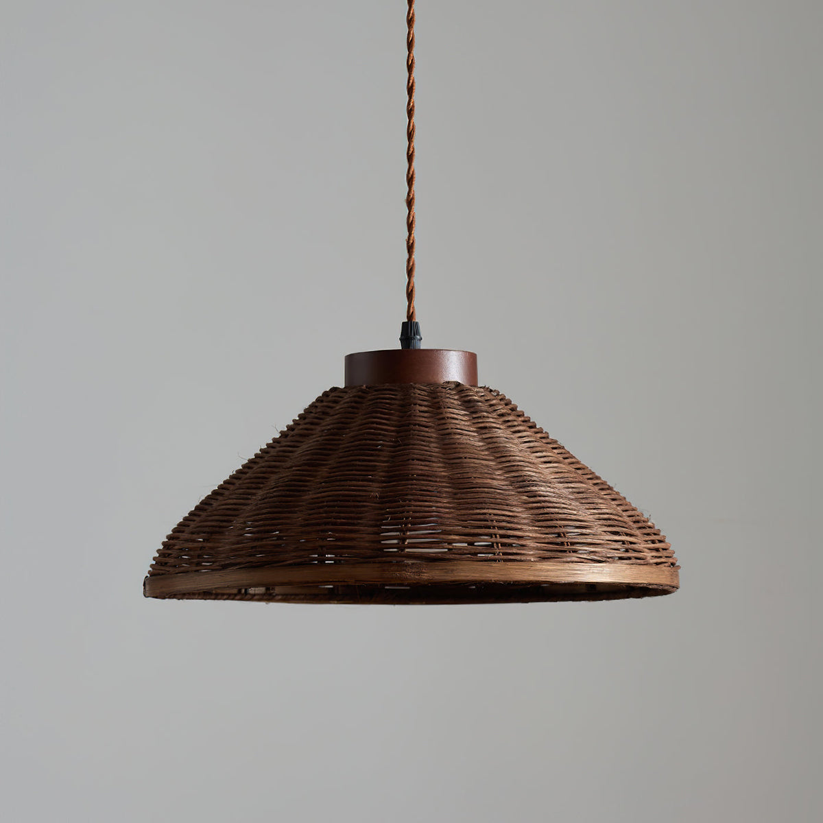 Side profile of the Rasa Pendant Light, Model A.