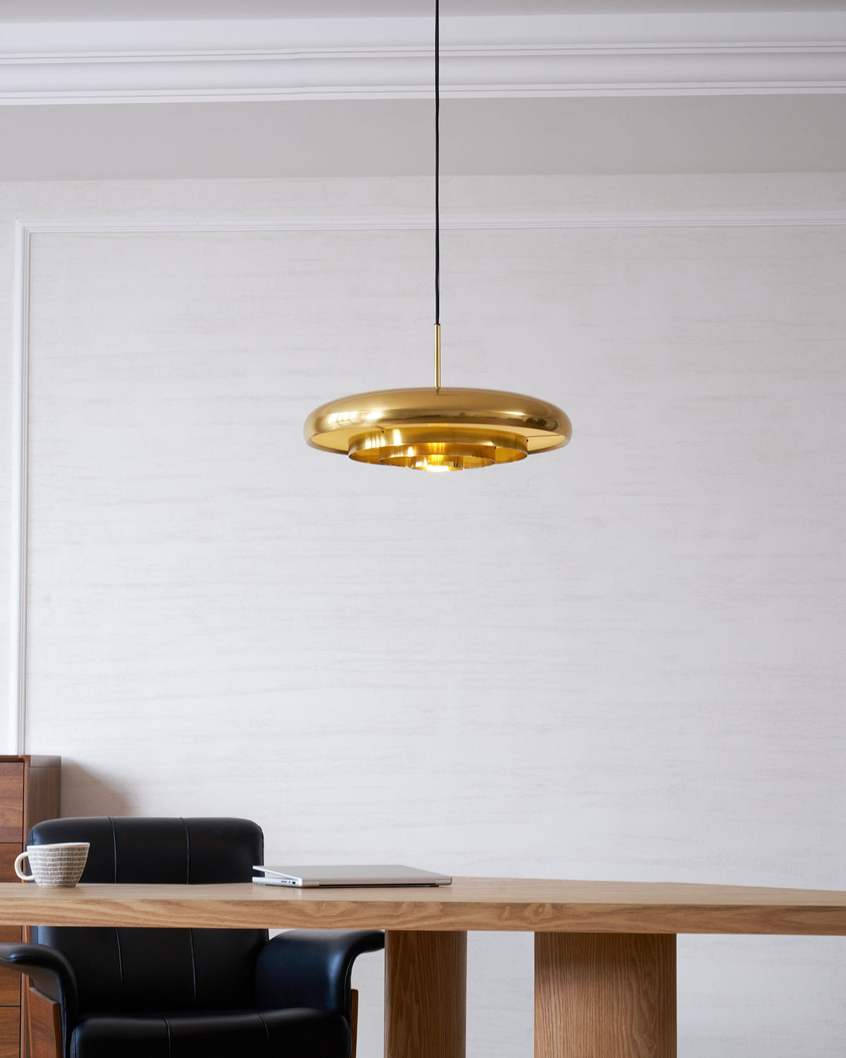 Renenette Suspension