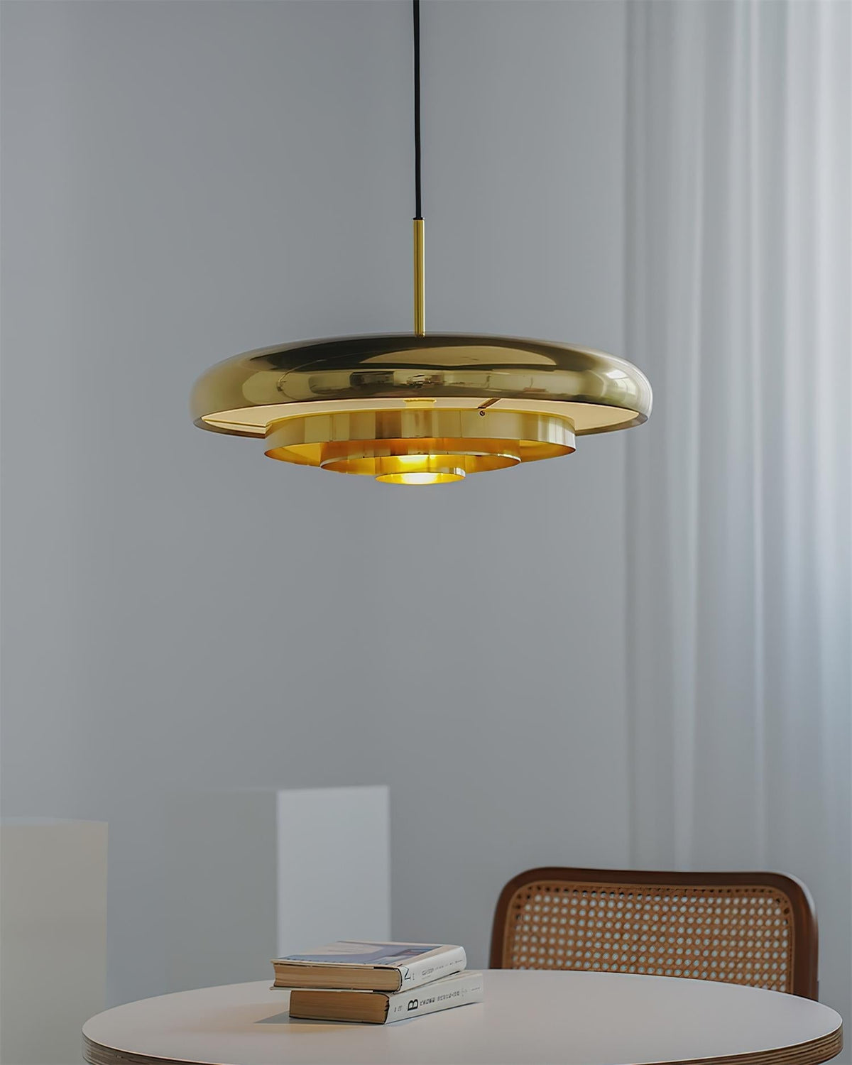 Renenette Suspension