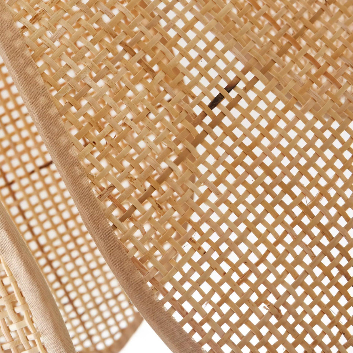 Calalia Suspension