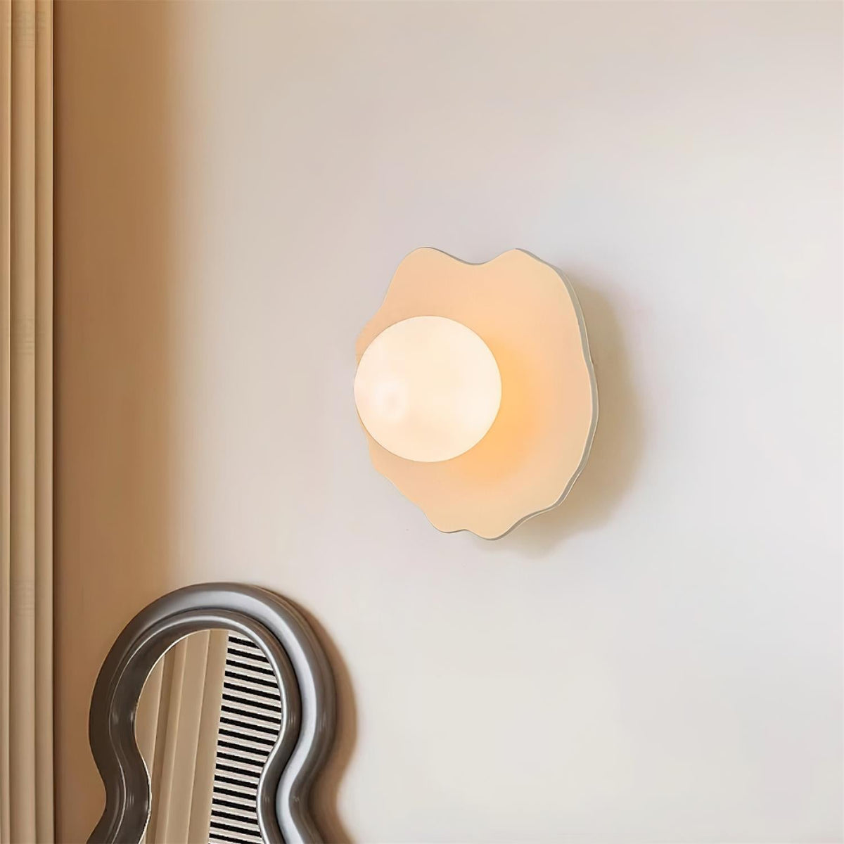 Jojo Wall Lamp playful-Neutral Decor