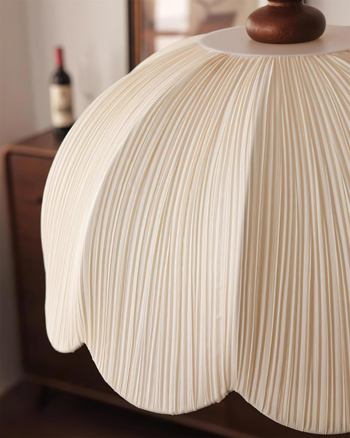 Oreliena Suspension