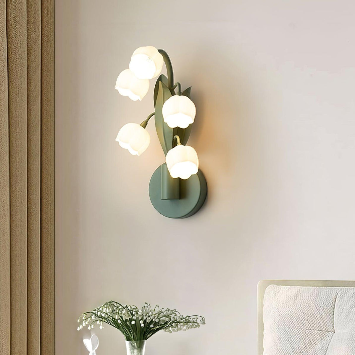 Lily Wall Lamp-Neutral Decor