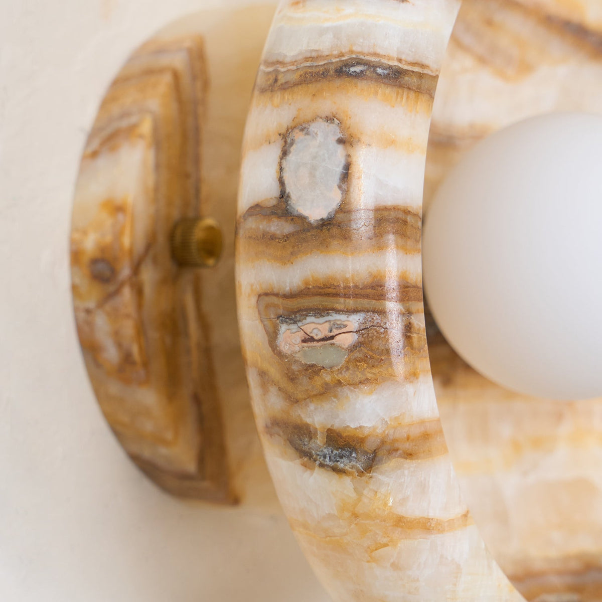 Onvix Natural Onyx Wall Light-Neutral Decor