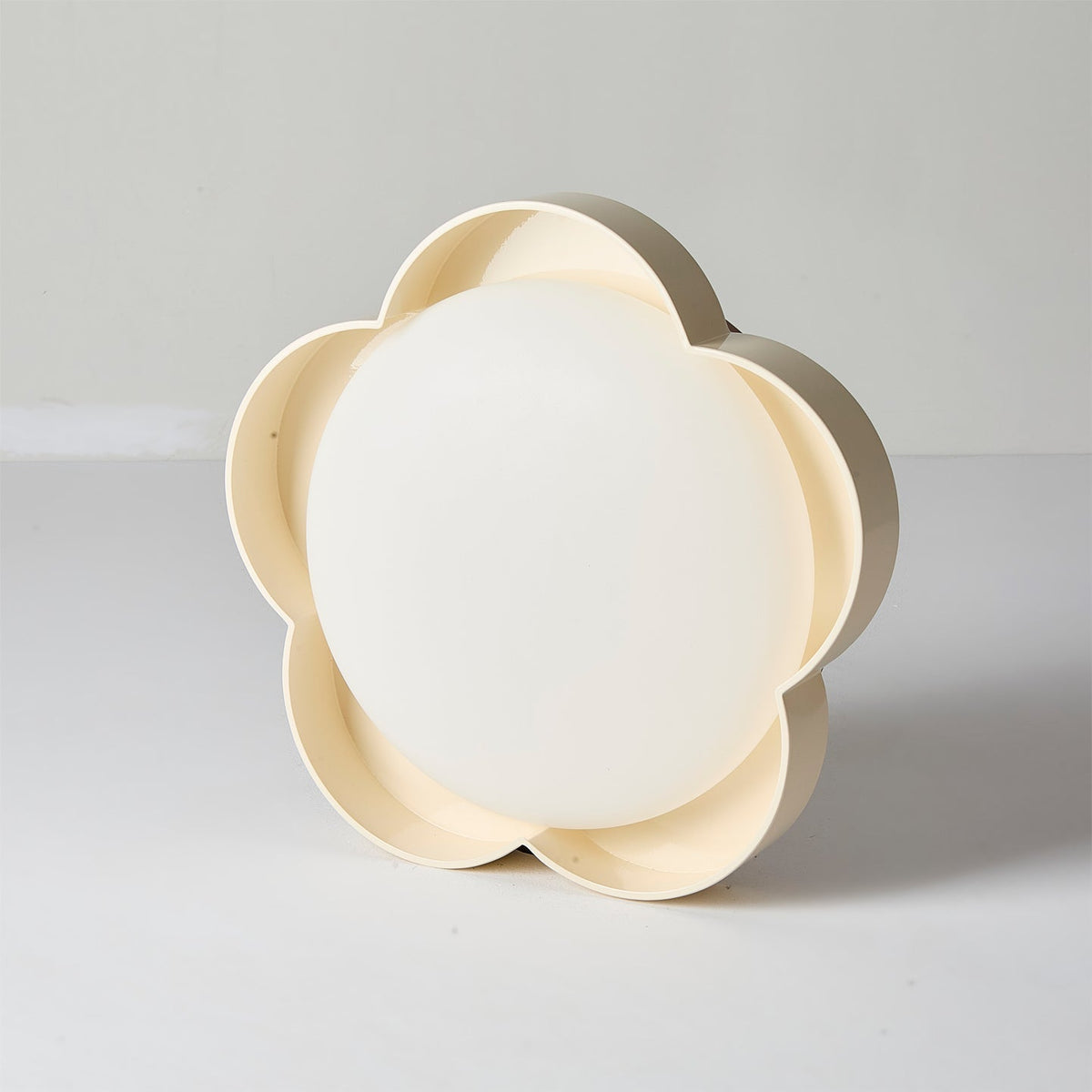 Close-up of the acrylic diffuser on the Sika Ceiling Lamp.